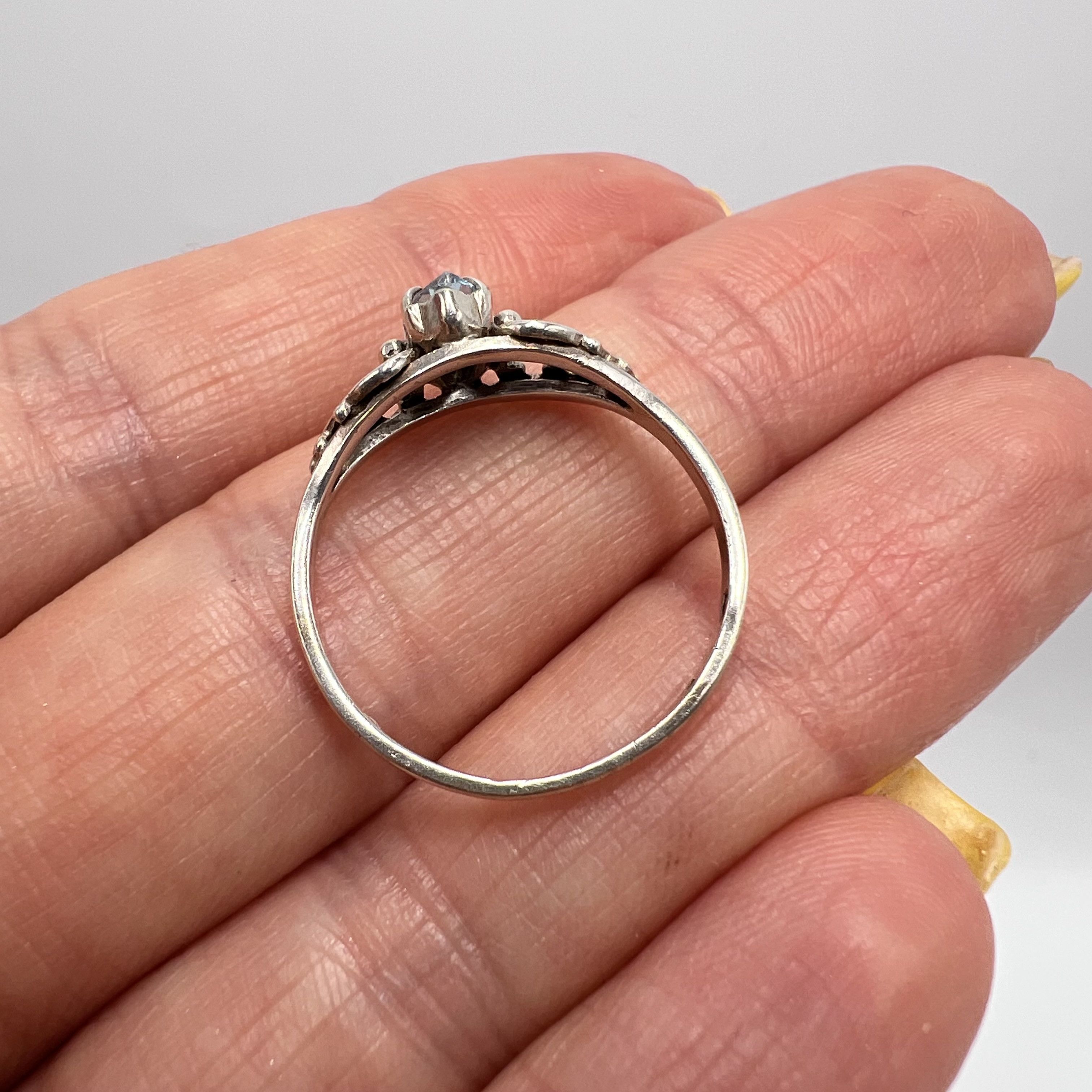 Sterling Silver Vintage Ring Sterling Silver 925 Stone Topaz Jewelry 8U Size ONE SIZE - 8 Thumbnail
