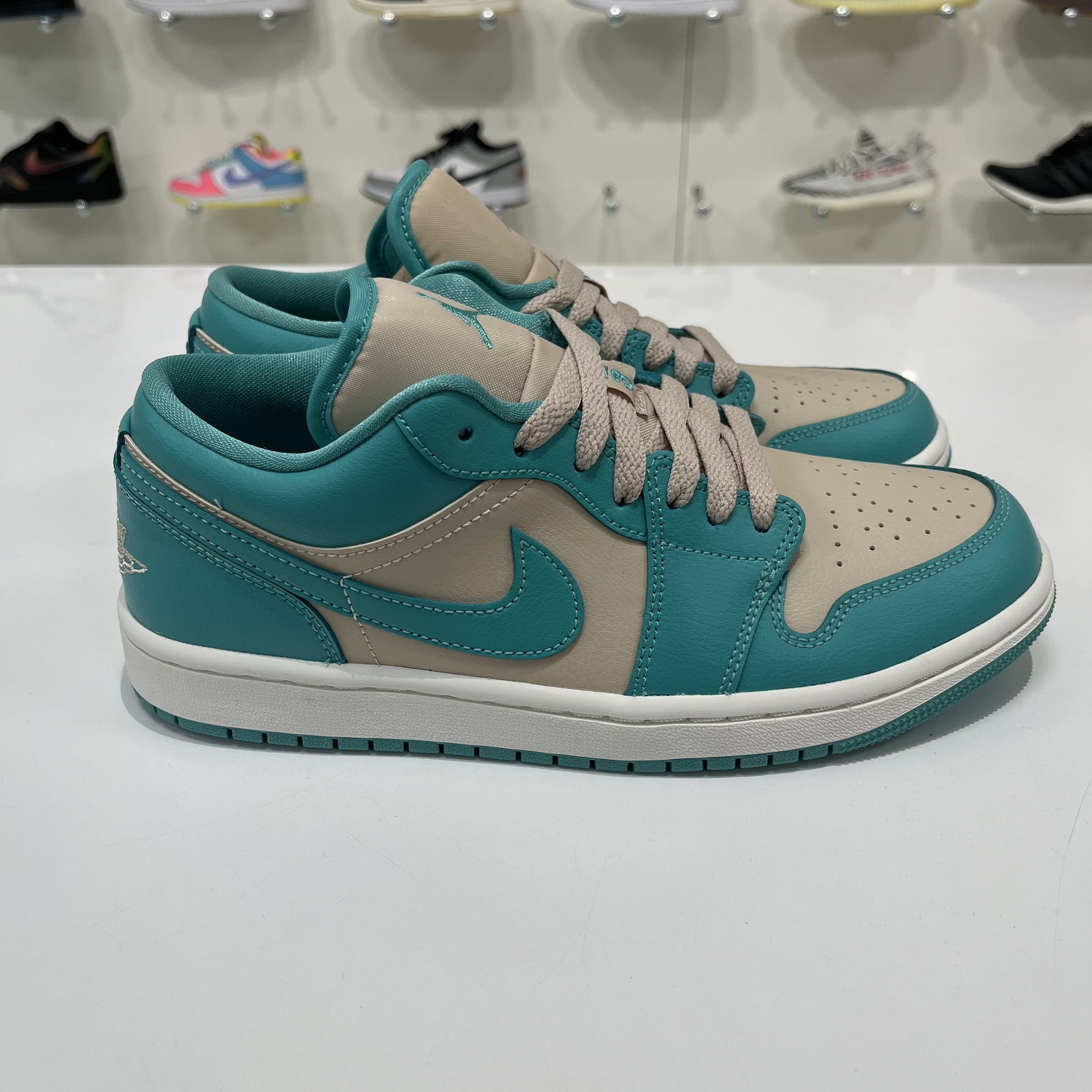 Nike Air Jordan 1 Low Tropical Teal (W) Size US 8.5 / IT 38.5 - 4 Thumbnail