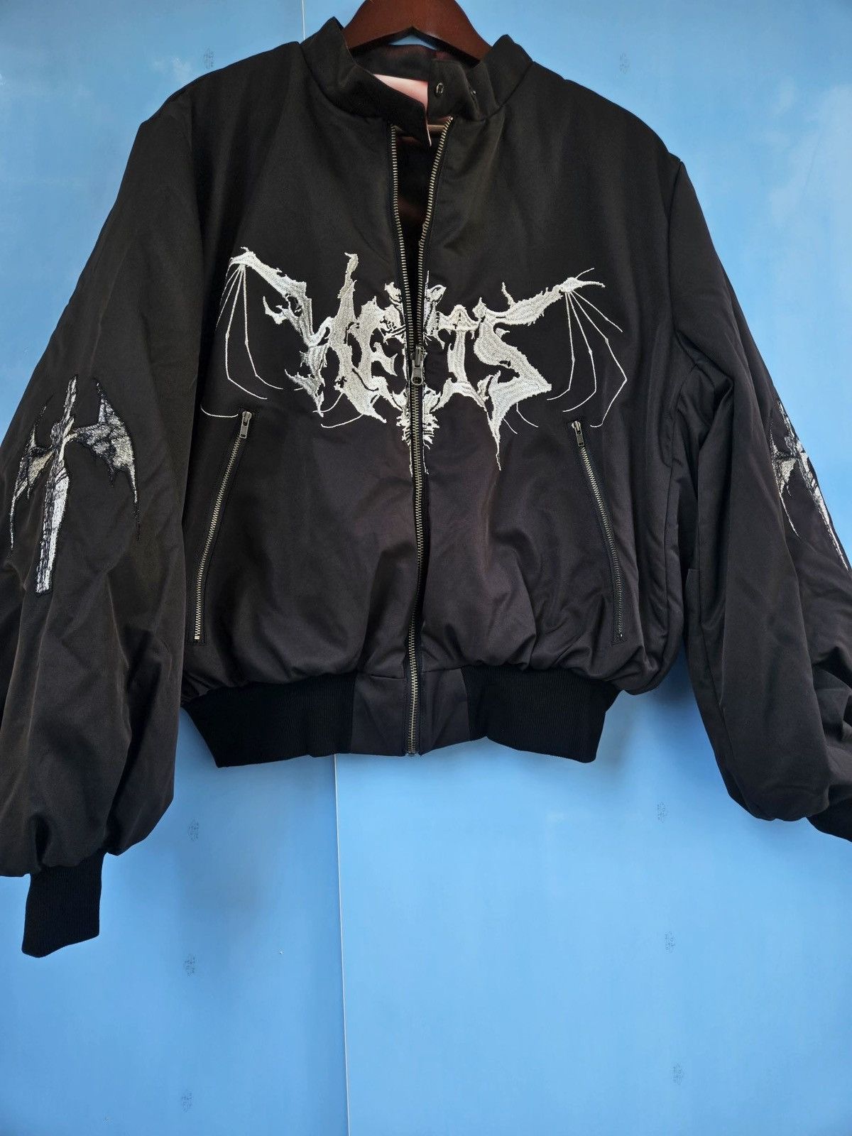 Mowalola EXTREMELY RARE!!! Mowalola Reversible Bomber Jacket Size US S / EU 44-46 / 1 - 1 Thumbnail
