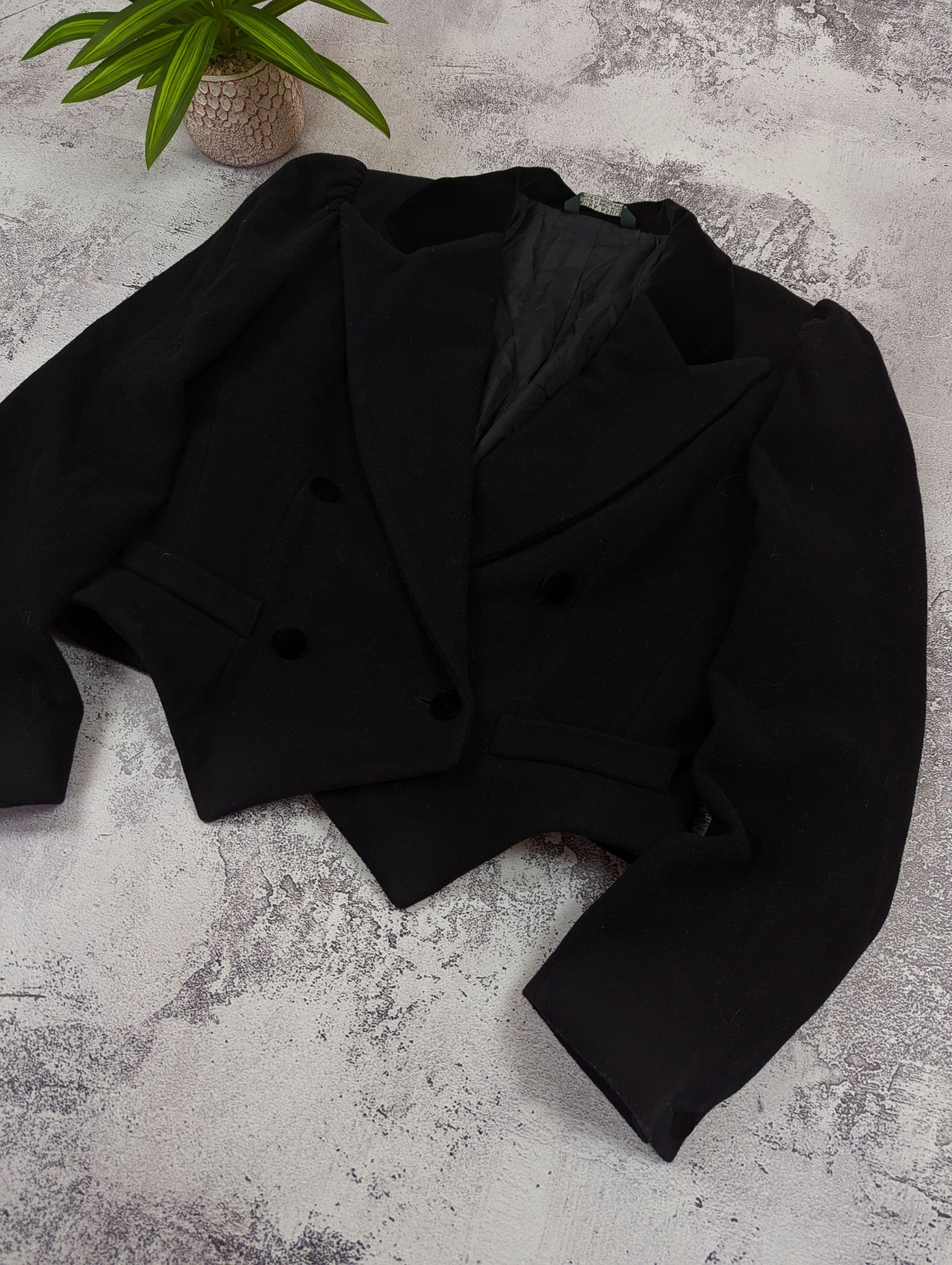 Laura Ashley Laura Ashley Vintage Black Cropped Wool Blazer Jacket Size L / US 10 / IT 46 - 6 Thumbnail