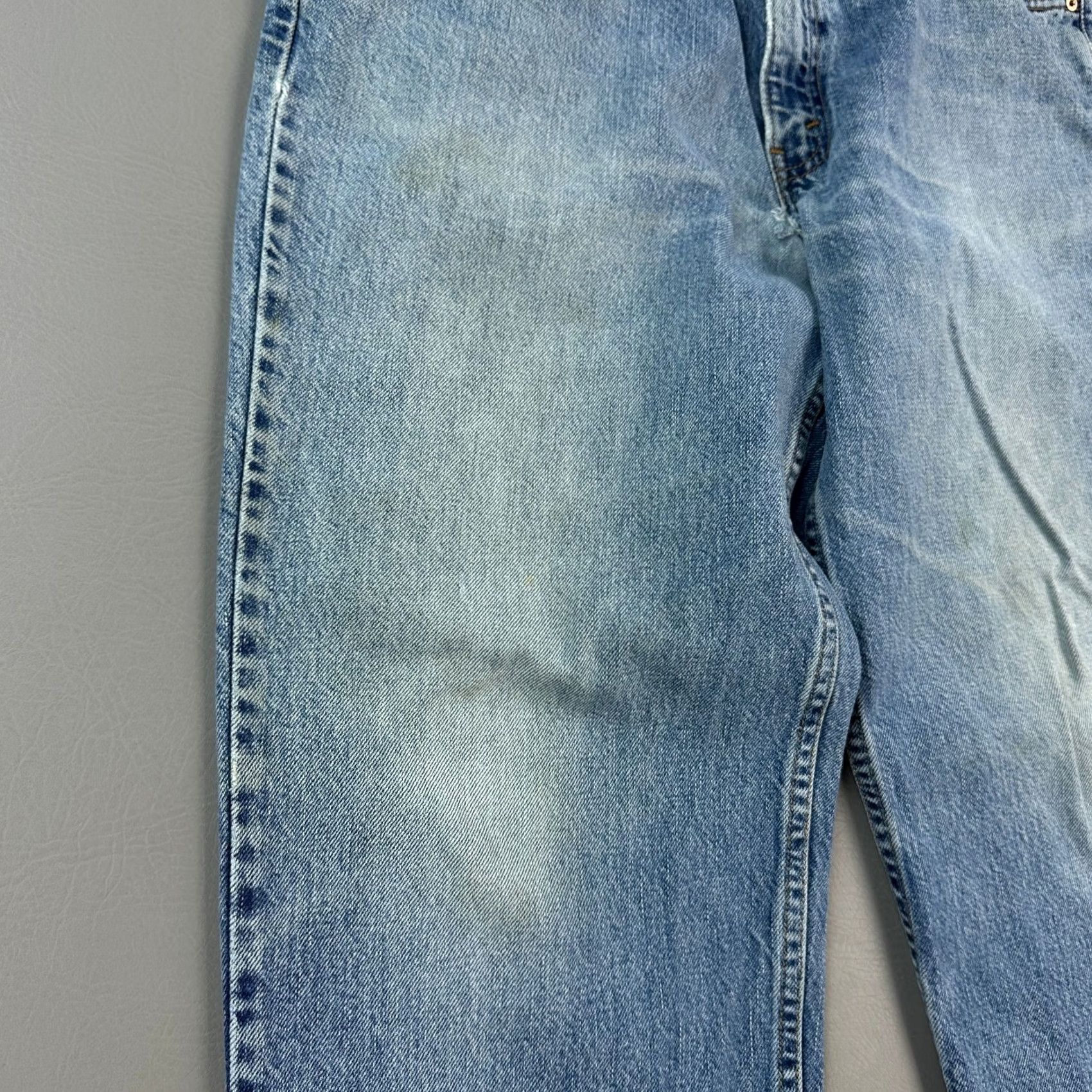 Levi's Vintage Levi's 550 Jeans Mens 38x30 Medium Wash Relaxed Fit Distressed Y2K Denim Cotton Blue 5-Pocket Mens Regular 90s Grunge Logo Jeans Size US 38 / EU 54 - 3 Thumbnail