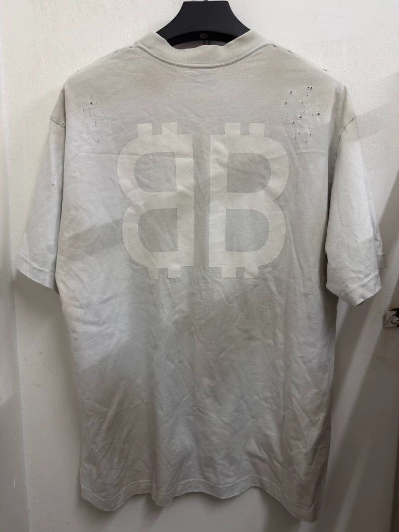 Balenciaga Balenciaga White Mud Dyed Bitcoin Size US S / EU 44-46 / 1 - 2 Thumbnail