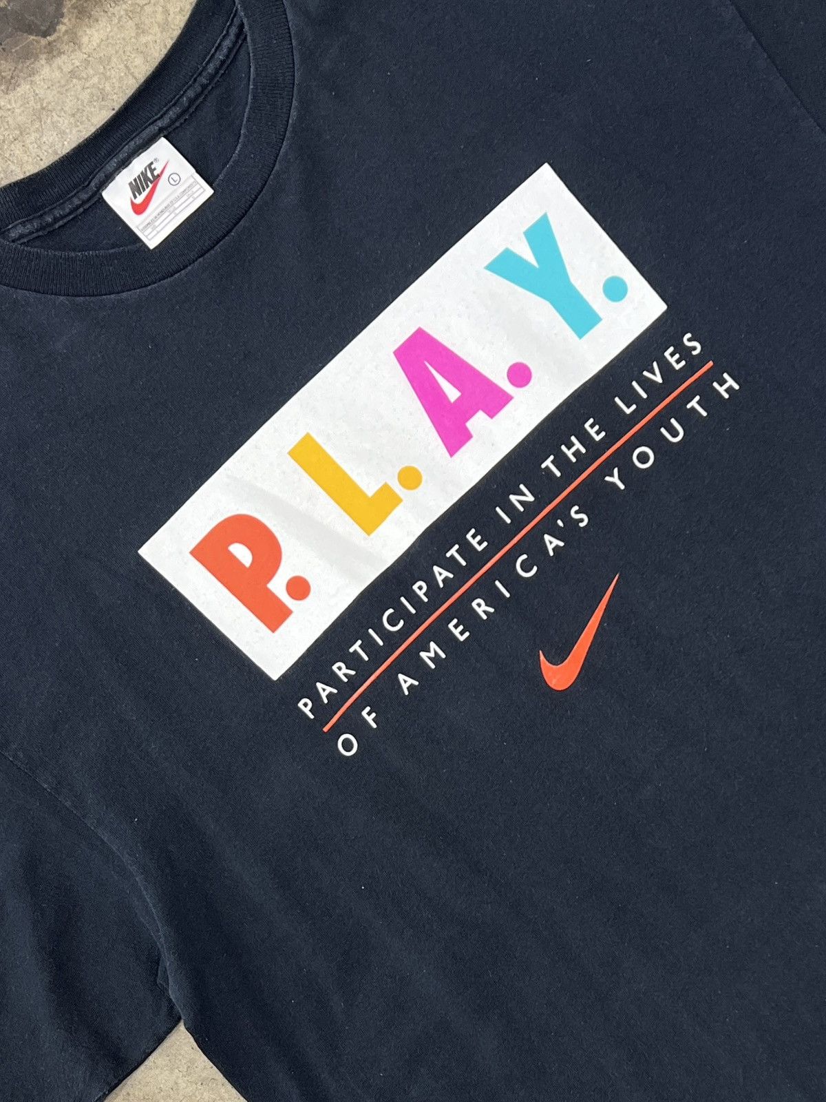 Nike Vintage 90s Nike PLAY America's Youth Tee Large Size US L / EU 52-54 / 3 - 1 Thumbnail