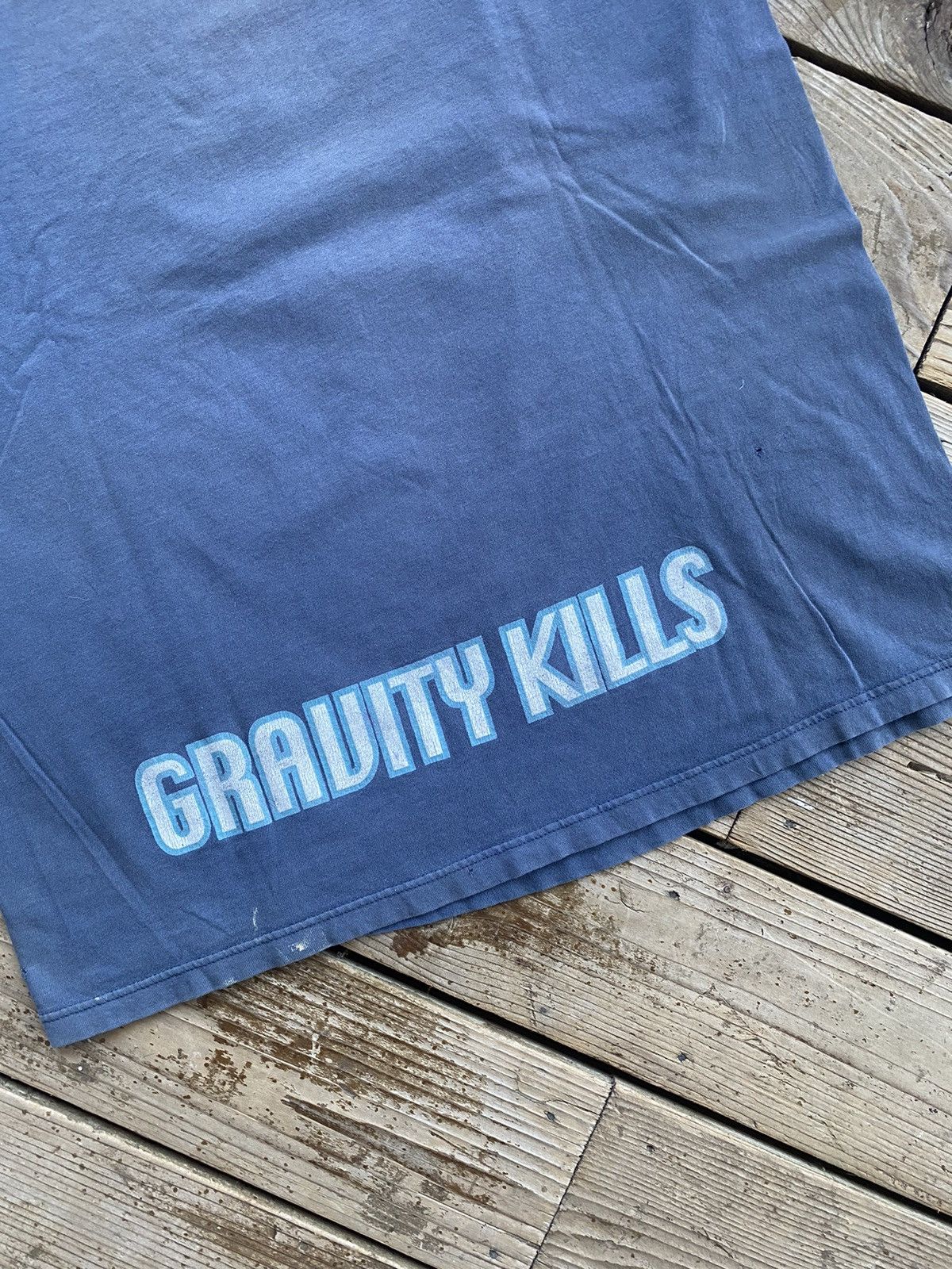 Giant Vintage Gravity Kills Rock Band Alien Faded Tee Size US L / EU 52-54 / 3 - 5 Thumbnail