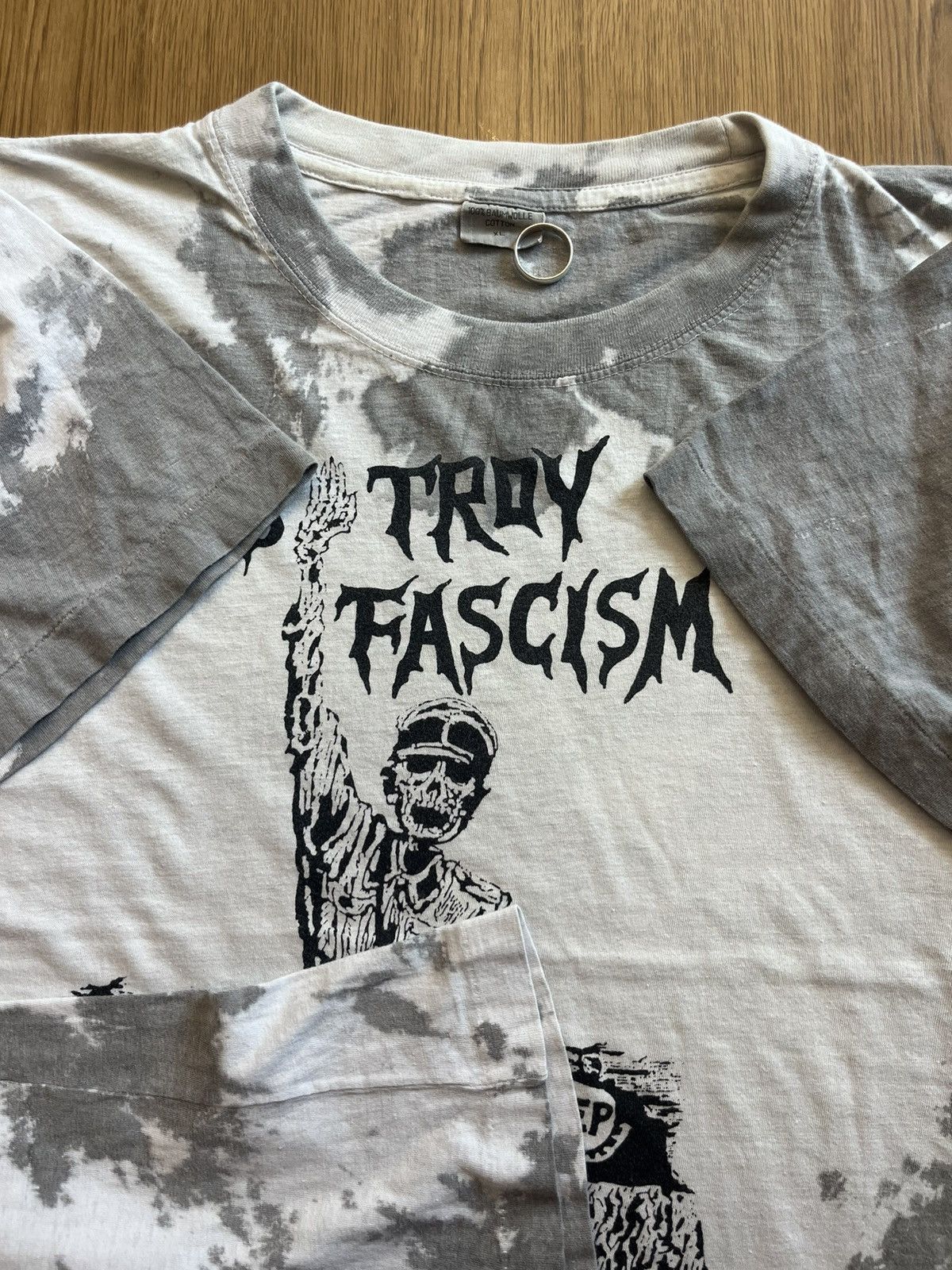 Band Tees Vintage Des Troy Fascism Gegen Nazis Punk 80’s-90’s Tshirt Size US XL / EU 56 / 4 - 6 Thumbnail