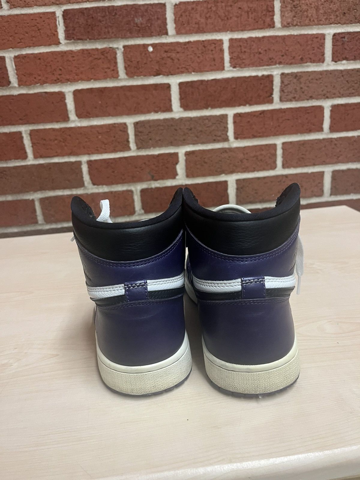 Nike Air Jordan 1 Retro High OG 'Court Purple 2.0' Size US 9 / EU 42 - 3 Thumbnail