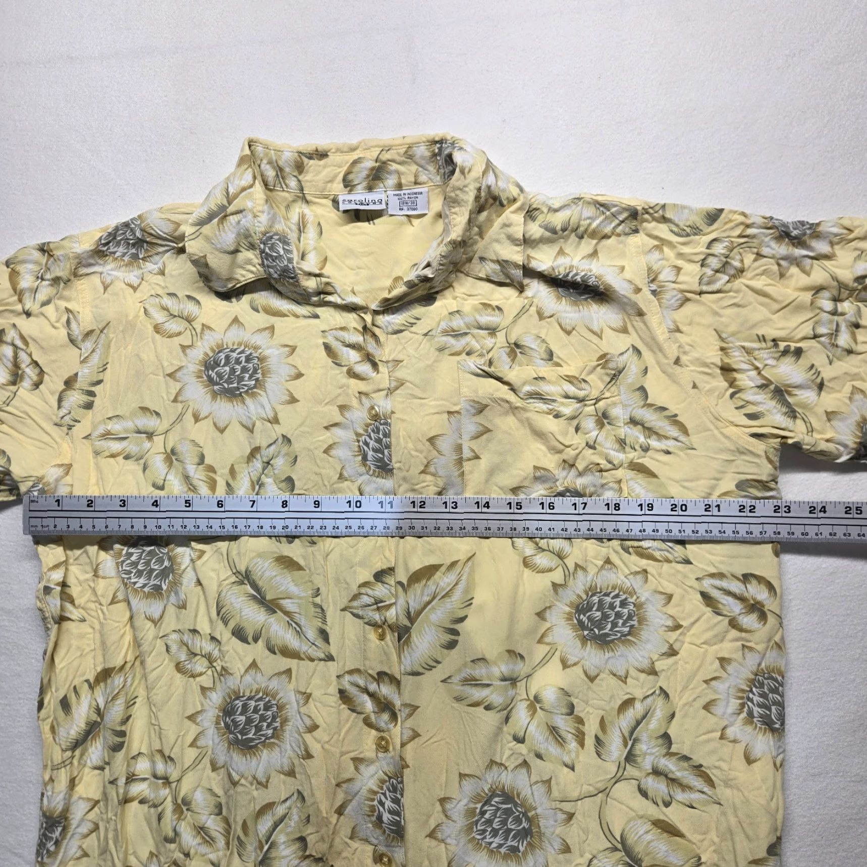 Vintage VTG Carolina Colours Hawaiian Rayon Yellow Top Blouse Shirt Adult Women's 18W Size XXL / US 16-18 / IT 52-54 - 4 Thumbnail