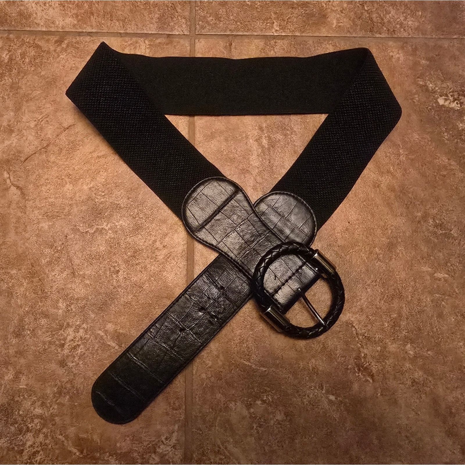 Other Black Braided Buckle 40 Elastic Belt Size ONE SIZE - 1 Thumbnail
