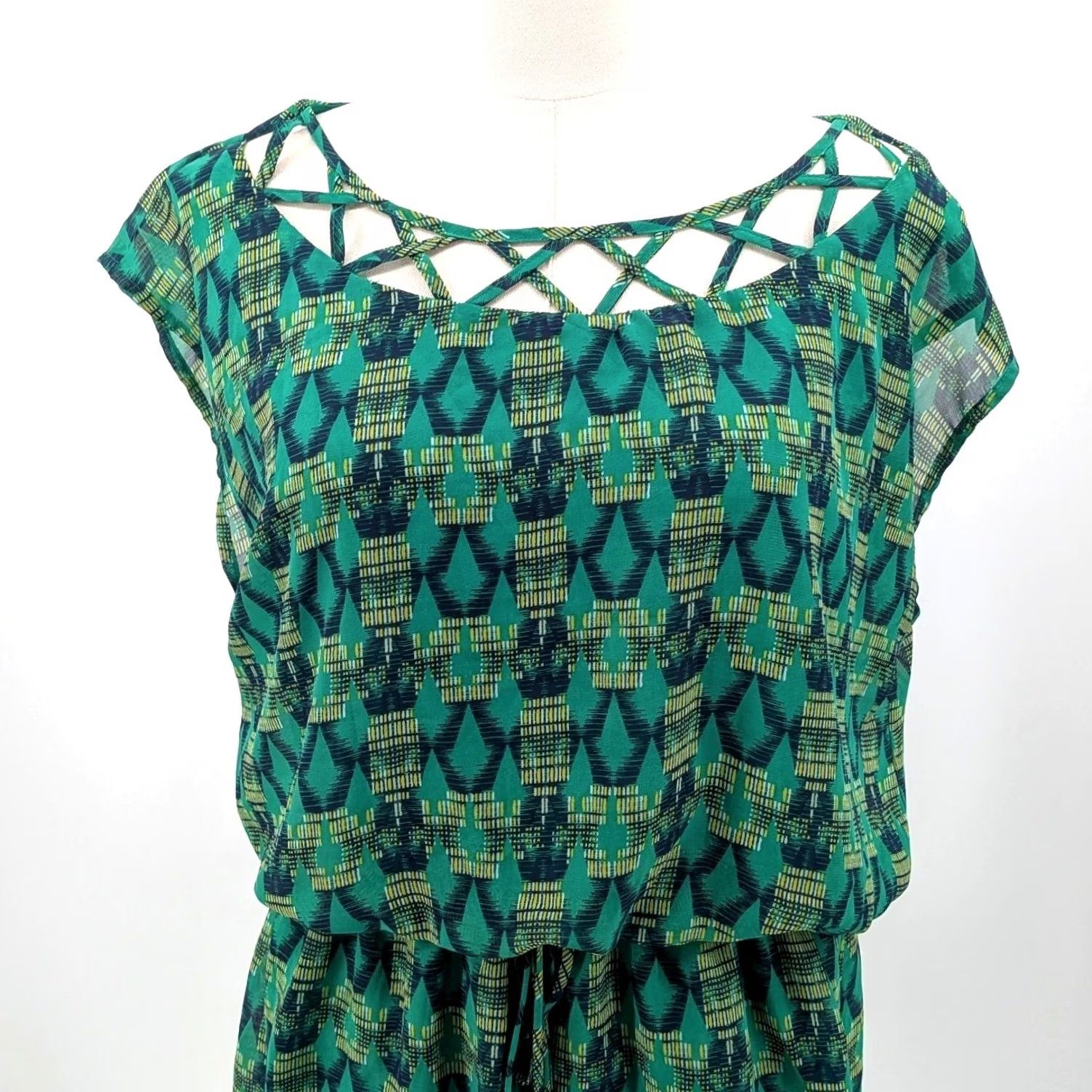 Vintage Bongo Dress Geometric Print Chiffon Boho Cutout Neck XL Women Green Size XL / US 12-14 / IT 48-50 - 6 Thumbnail