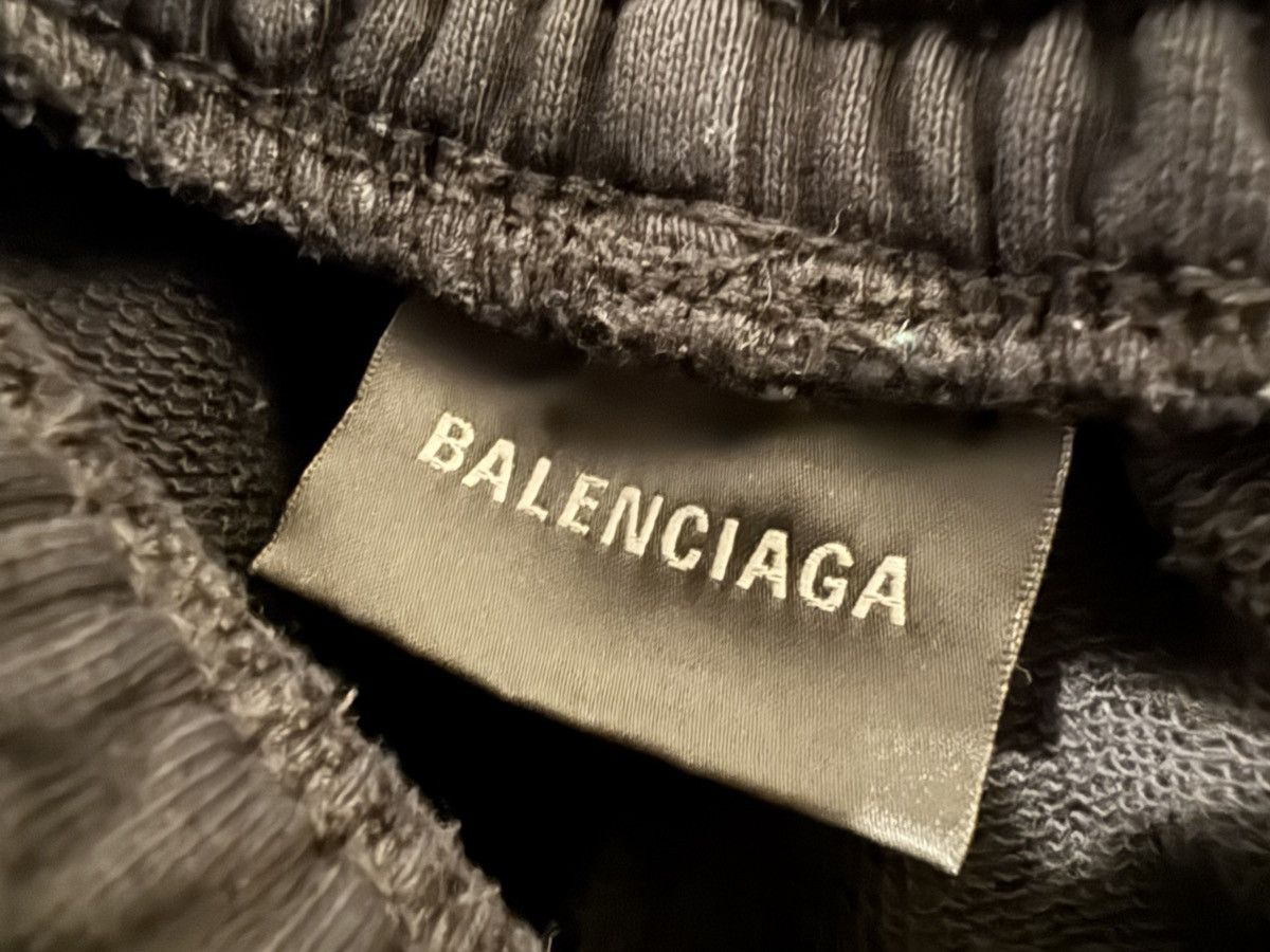 Balenciaga Balenciaga sweatpants size L Size US 34 / EU 50 - 4 Thumbnail