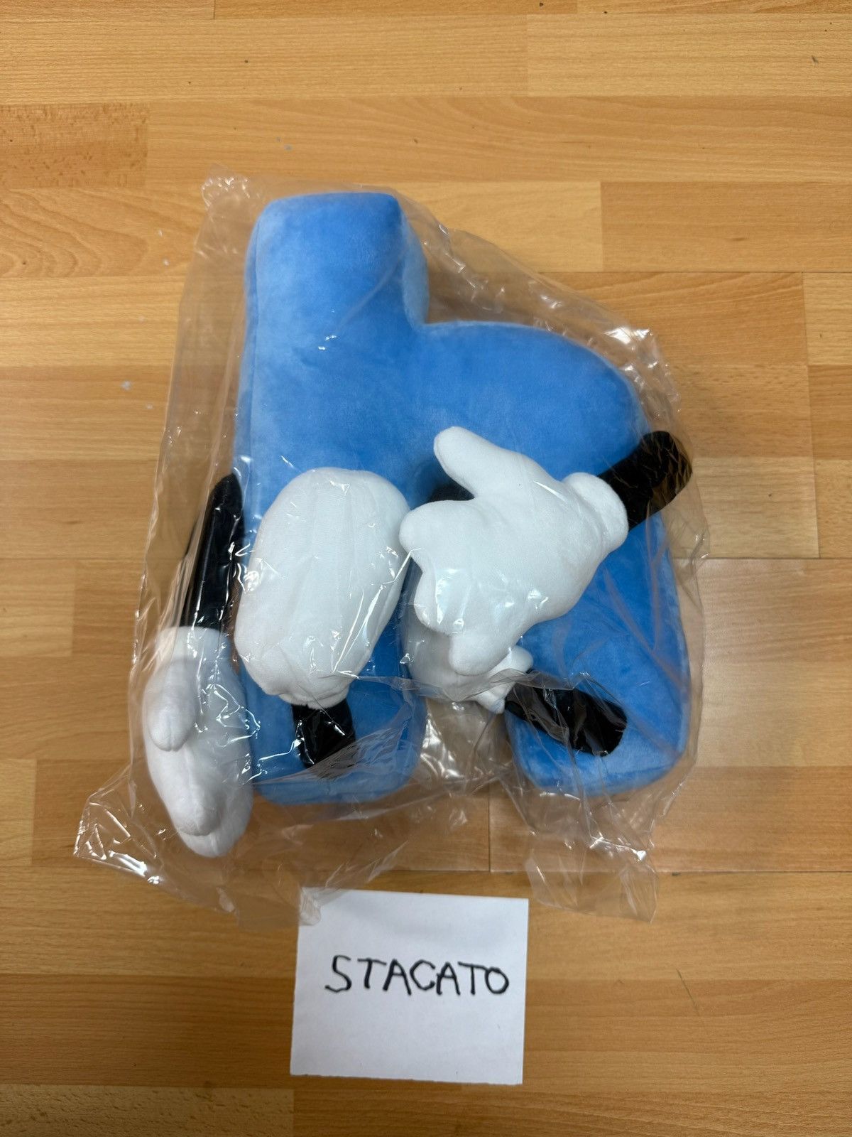 Hypebeast Hypebeast Holiday Rambo H Plush Size ONE SIZE - 2 Thumbnail