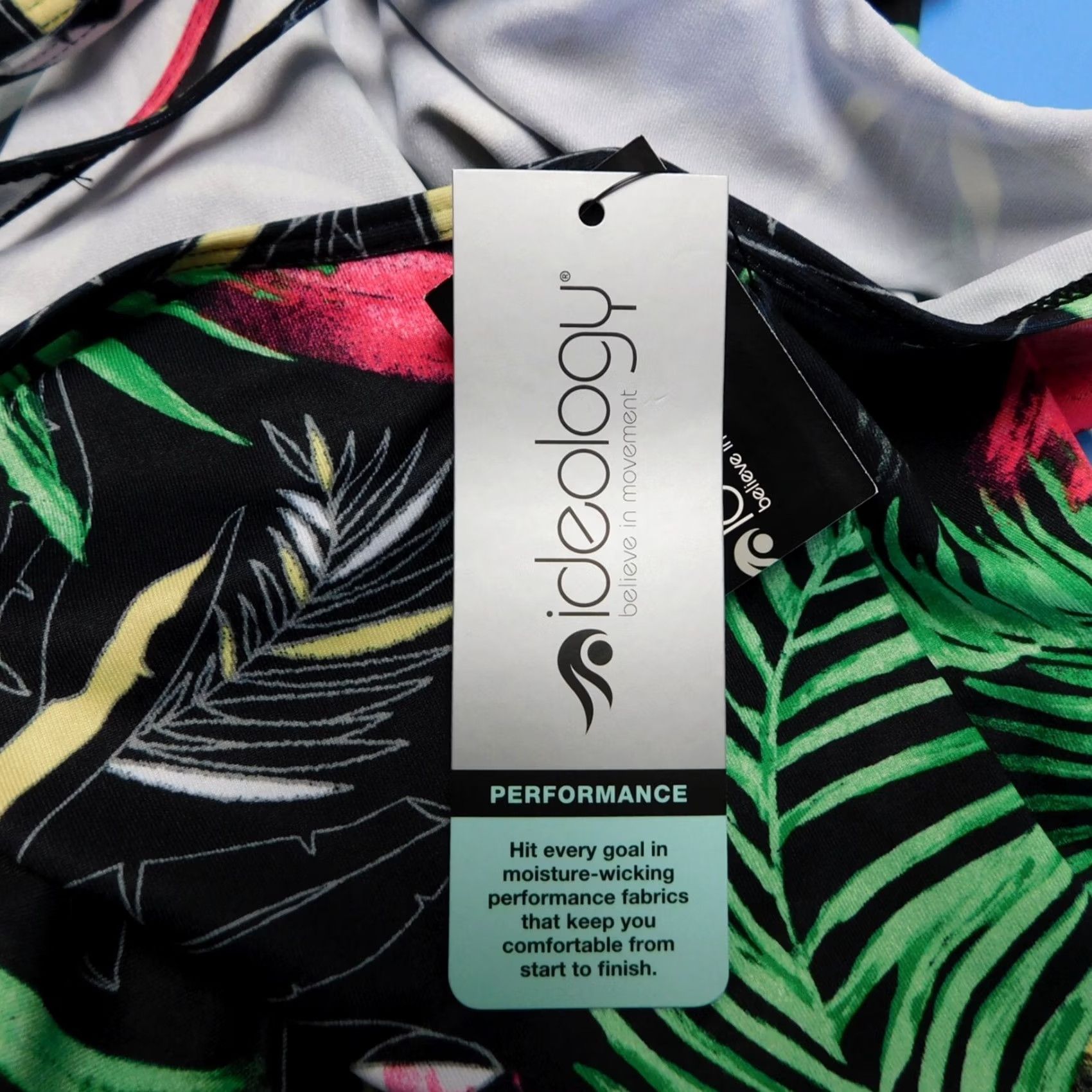 Vintage Ideology Tank Black 2XL Scoop Neck Spaghetti Straps Active X-Back Casual Fitness Gym Yoga Women 2XL Palms Floral Pattern Sleeveless Sleeveless Shirt? Size XXL / US 16-18 / IT 52-54 - 6 Thumbnail