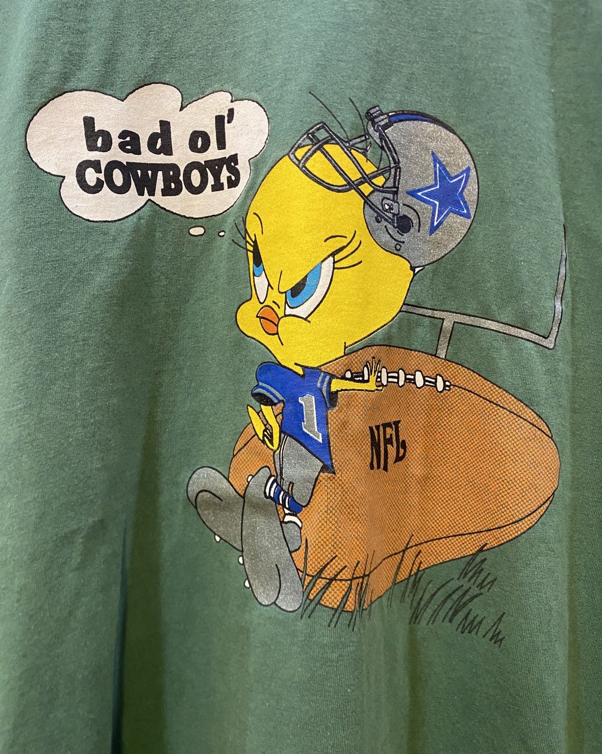 Hanes Vtg 90s Cleveland Bad Ol’ Browns Tweety Bird T Shirt Size US L / EU 52-54 / 3 - 2 Thumbnail