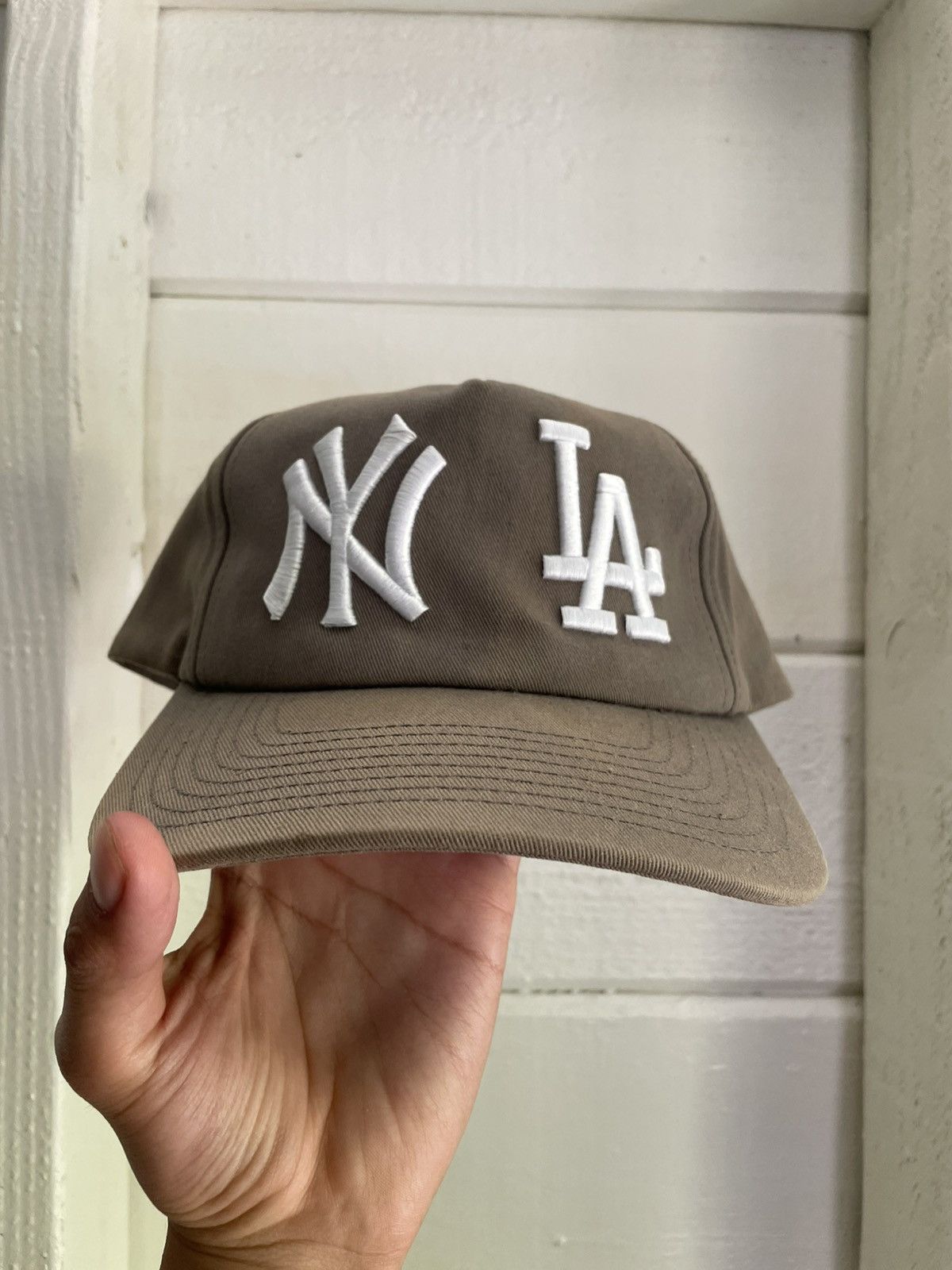 Ny La Holiday Hat | Grailed