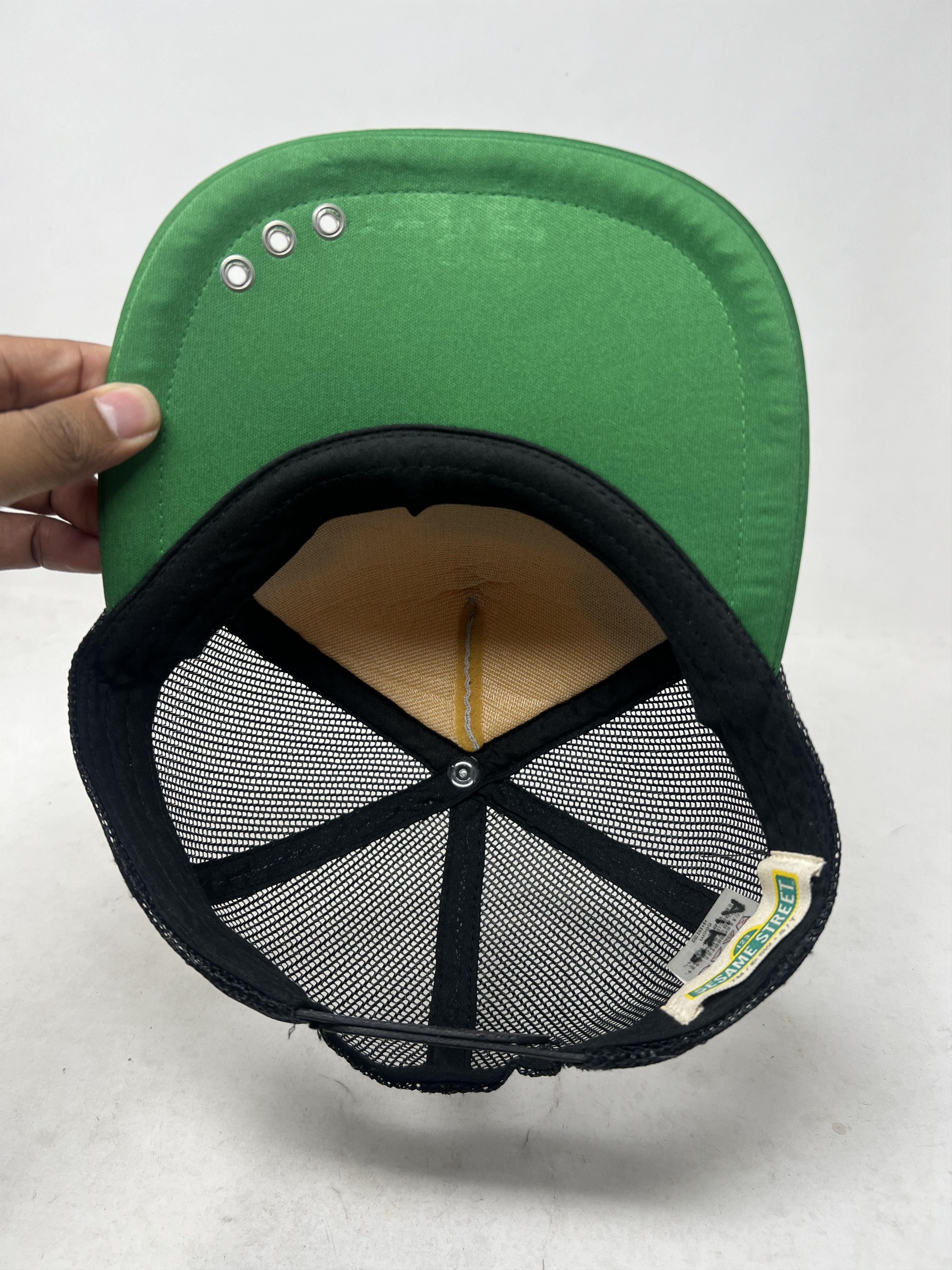 Cartoon Network Sesame Street Elmo Trucker Hat Size ONE SIZE - 7 Thumbnail