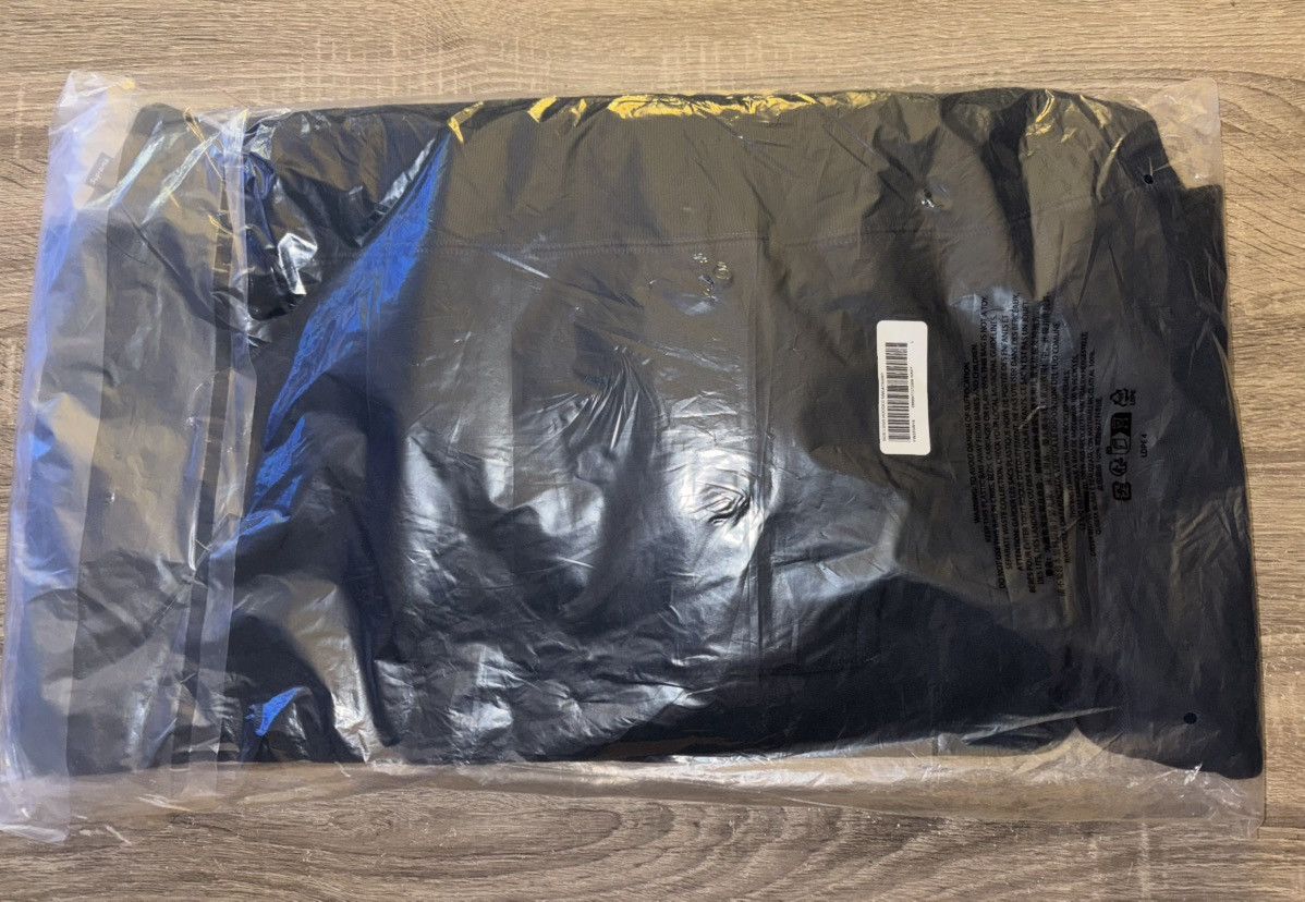 Supreme Supreme Box Logo Hooded Sweatshirt FW25 Navy Size US L / EU 52-54 / 3 - 3 Thumbnail