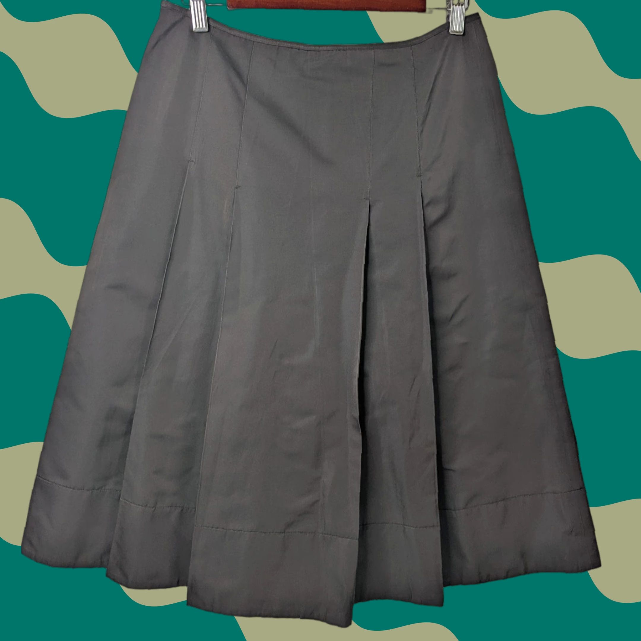 Max Mara VINTAGE S'Max Mara Design For Easy Living Brown Pleated Knee-Length Skirt Size 8 Size 30" / US 8 / IT 44 - 1 Thumbnail
