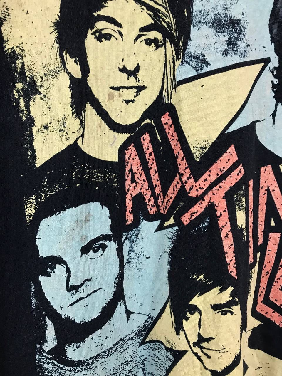 Band Tees All Time Low rock band tee Size US M / EU 48-50 / 2 - 6 Thumbnail