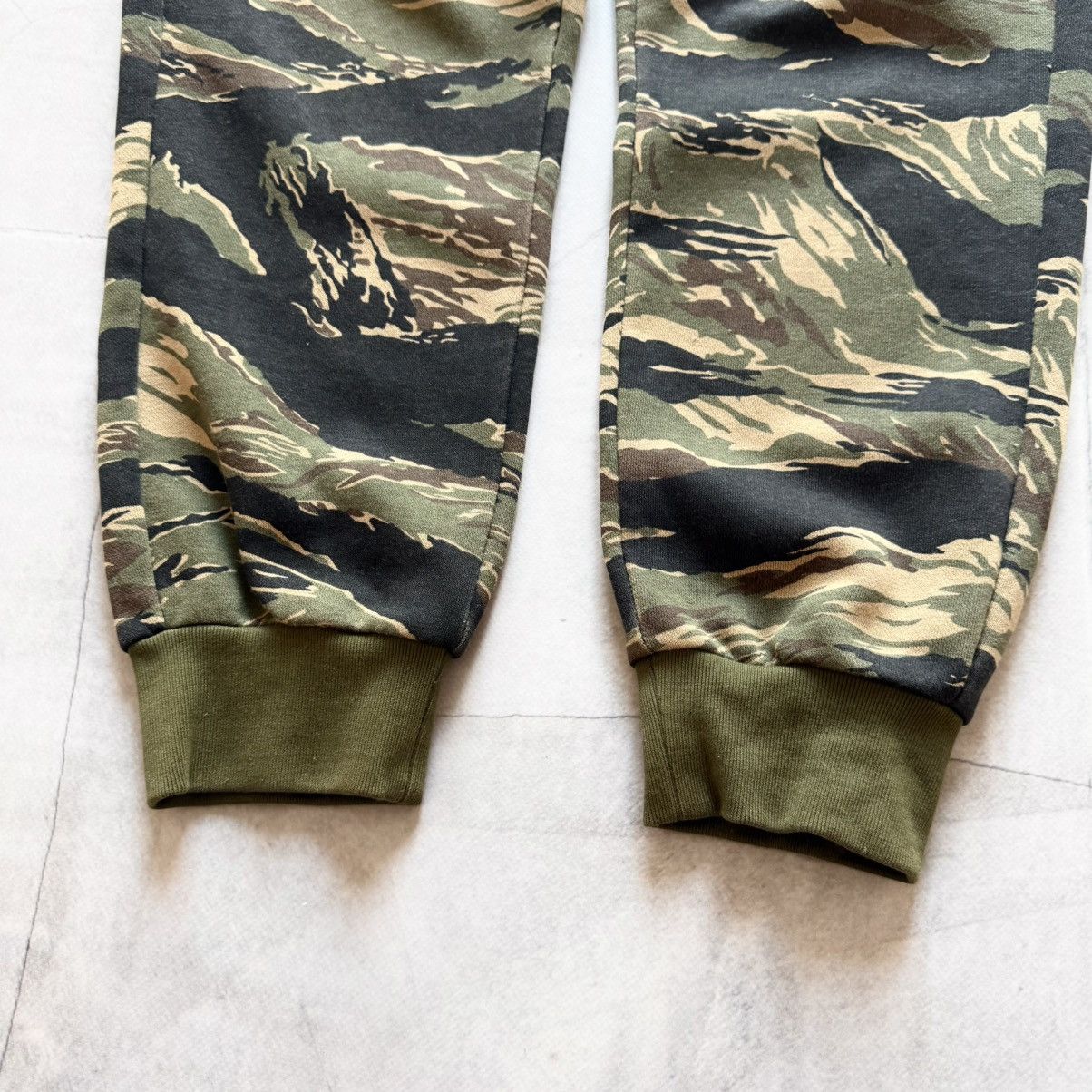 Bape Bape Aape Camo Multi-logo Y2K Pants Size US 30 / EU 46 - 3 Thumbnail