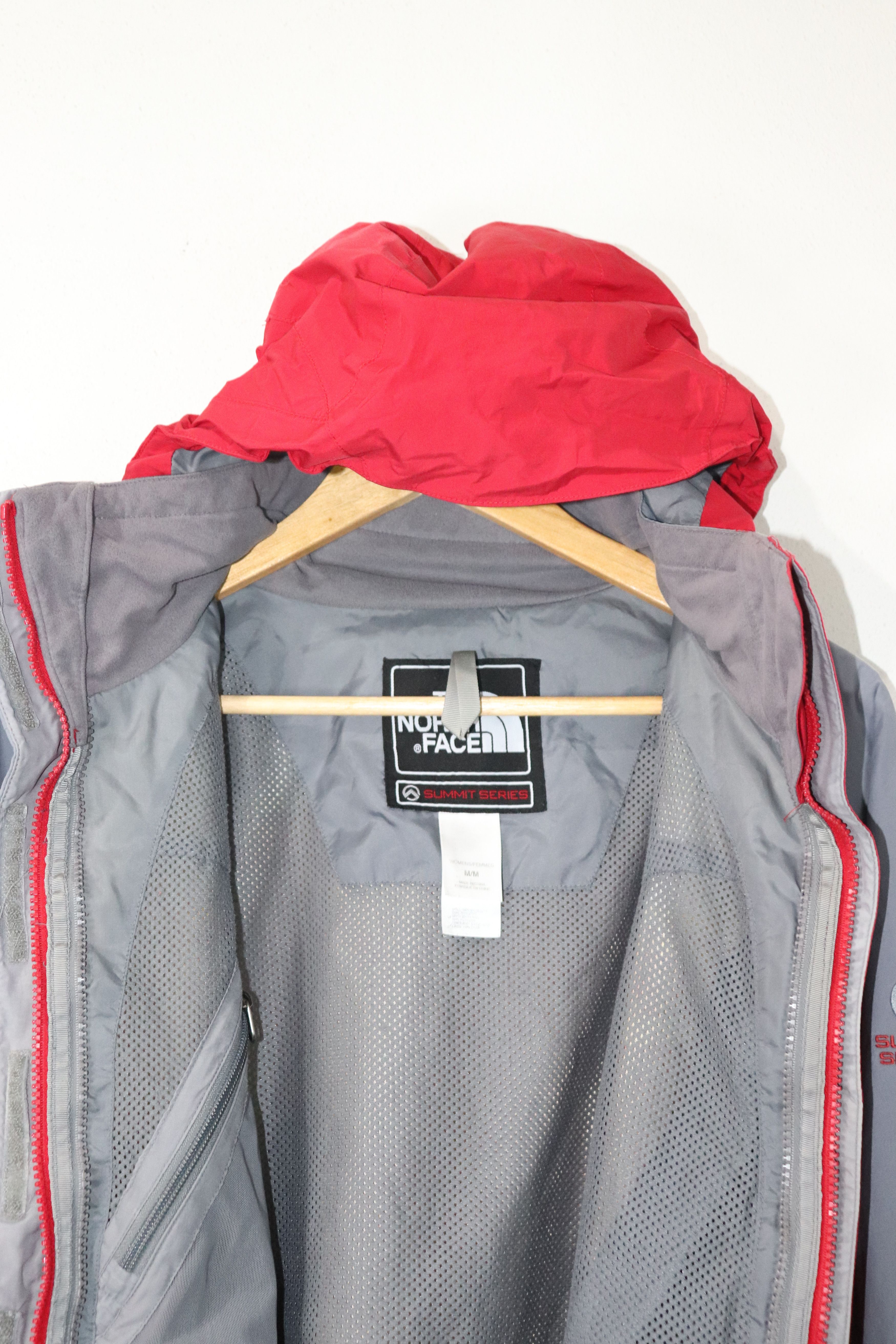 The North Face the north face ALY9 SUMMIT SERIES ROJA GORE-TEX TALLA:M Size M / US 6-8 / IT 42-44 - 5 Thumbnail