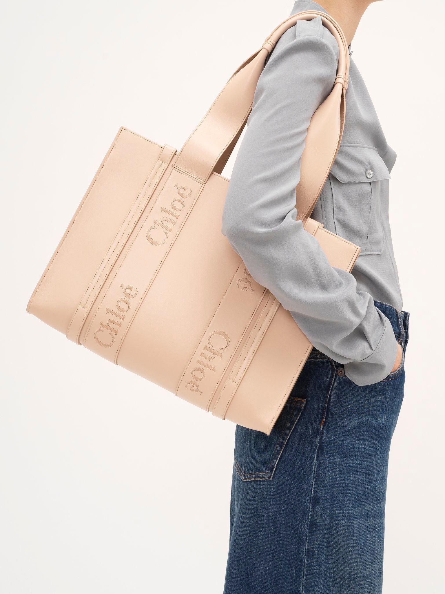 Chloe o1loc1c10425 Size:OS / Woody Medium Bag in Cement Pink Size ONE SIZE - 2 Thumbnail