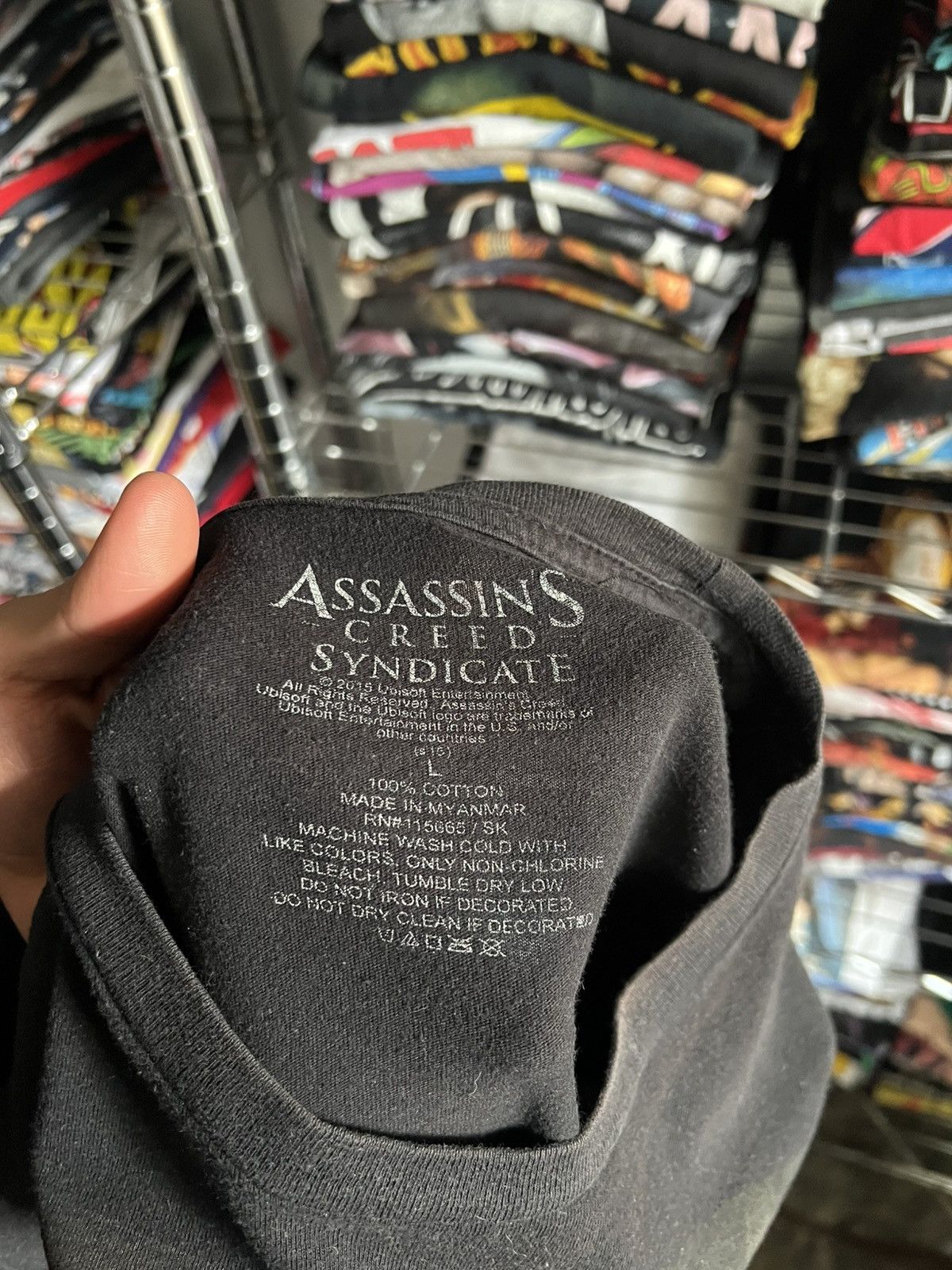 Other 2015 Assassin’s Creed Syndicate Official Promo Tee Size US L / EU 52-54 / 3 - 2 Thumbnail