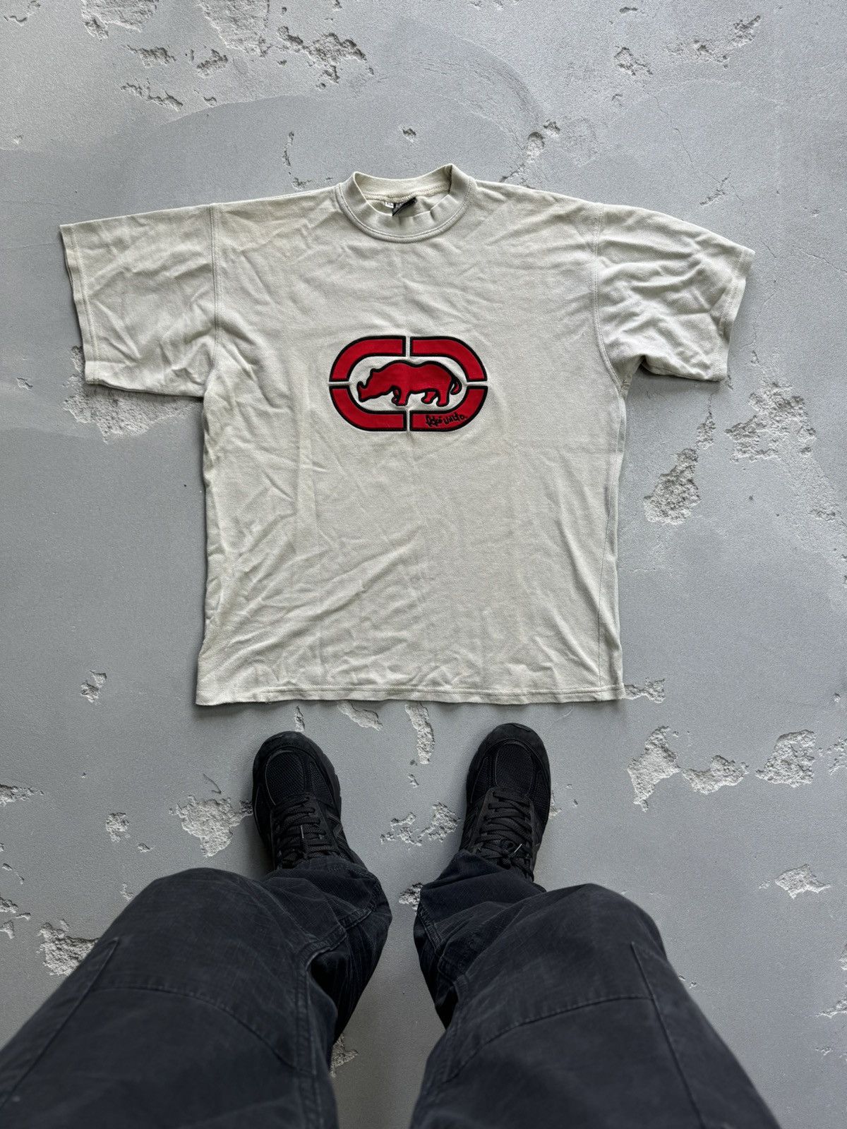 Ecko Unltd. Ecko Unlimited Y2K Vintage Light Skateboard Tee T-Shirt Size US XL / EU 56 / 4 - 1 Thumbnail