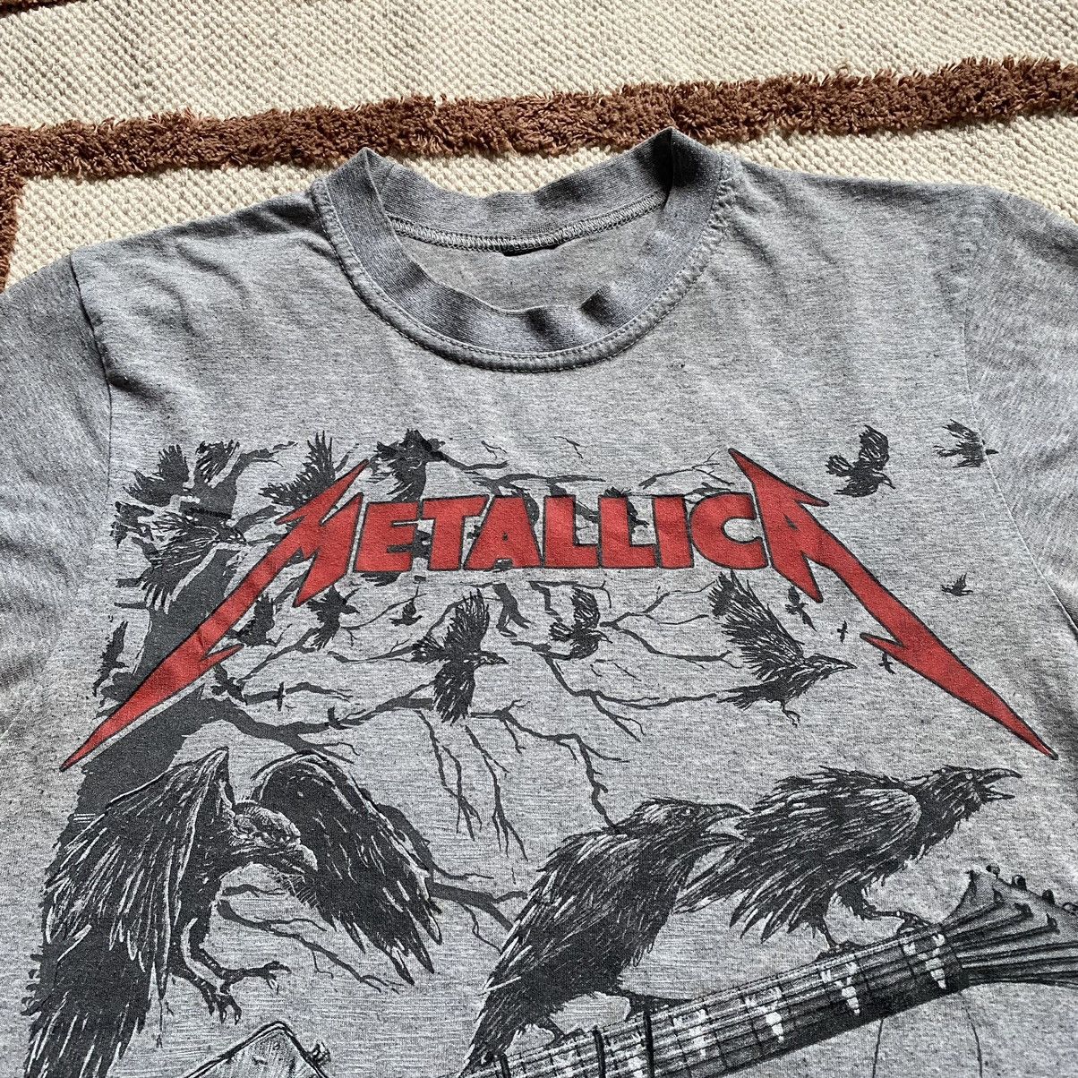 Band Tees VINTAGE METALLICA ROCK BAND BIRDS T SHIRT Size US S / EU 44-46 / 1 - 3 Thumbnail