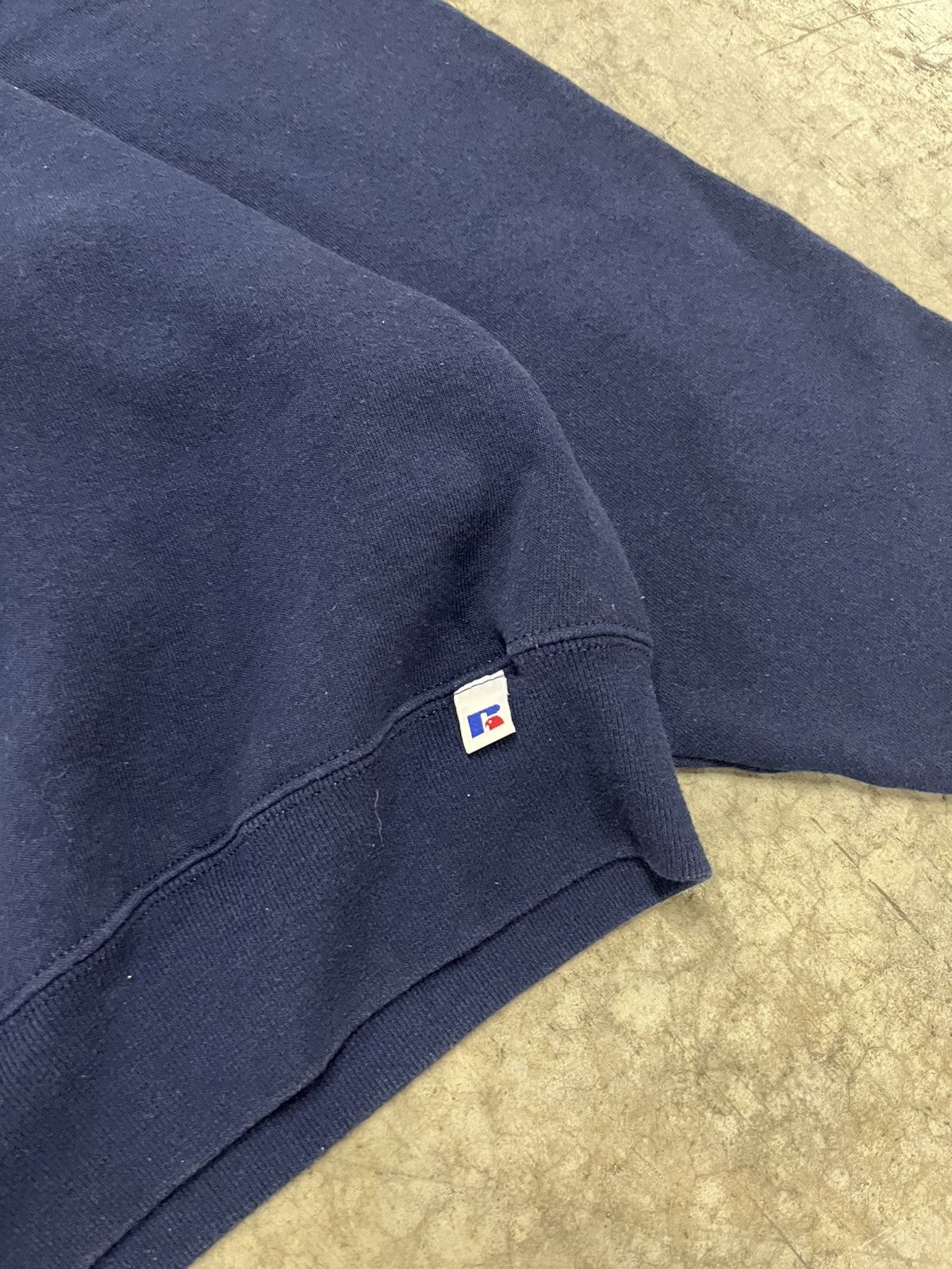 Russell Athletic × Vintage Russell athletic vintage 90s embroidered spell out crewneck Size US XL / EU 56 / 4 - 4 Thumbnail