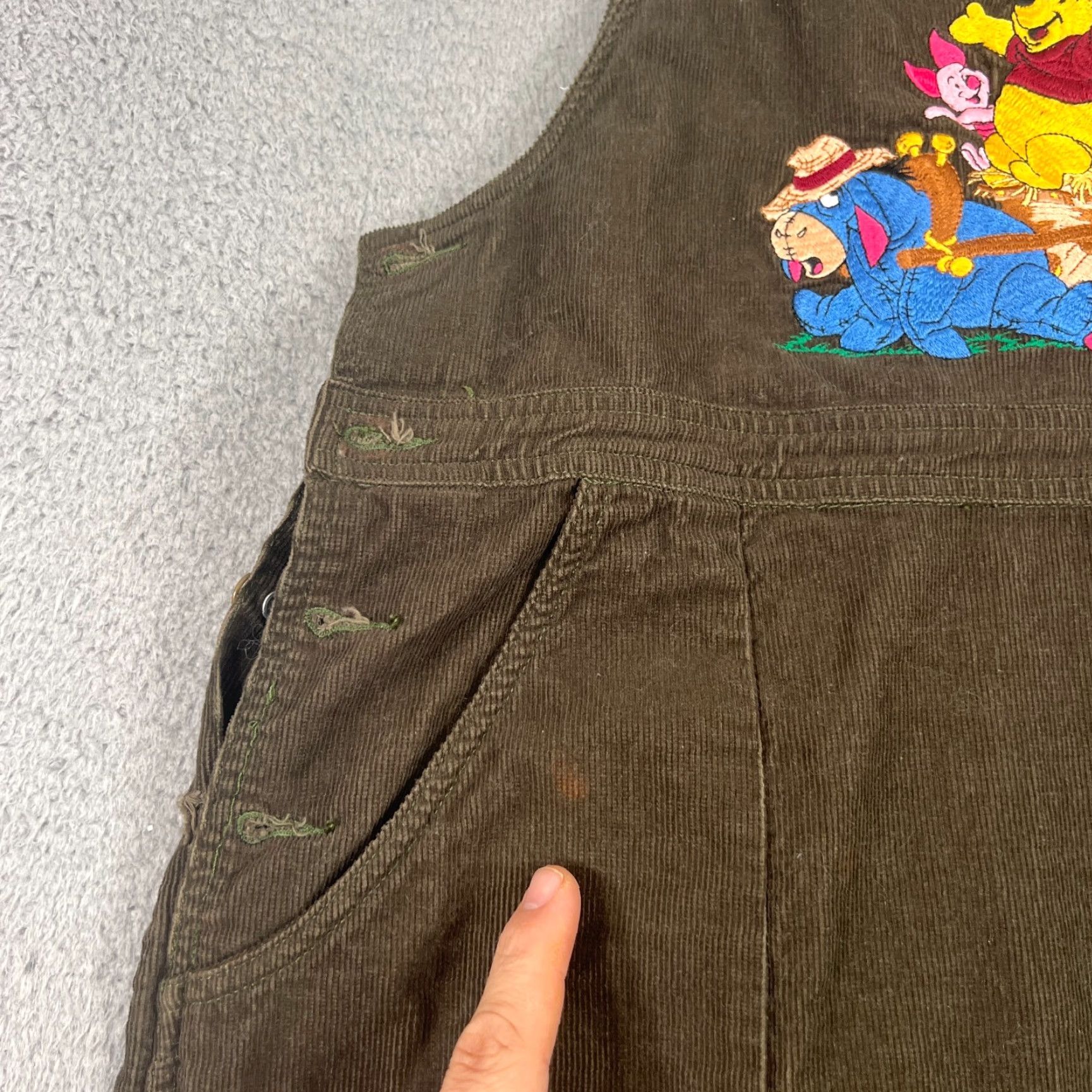 Disney VINTAGE Disney Winnie the Pooh Embroidered Green Corduroy Overall Dress XL Size 40" / US 18 - 3 Thumbnail