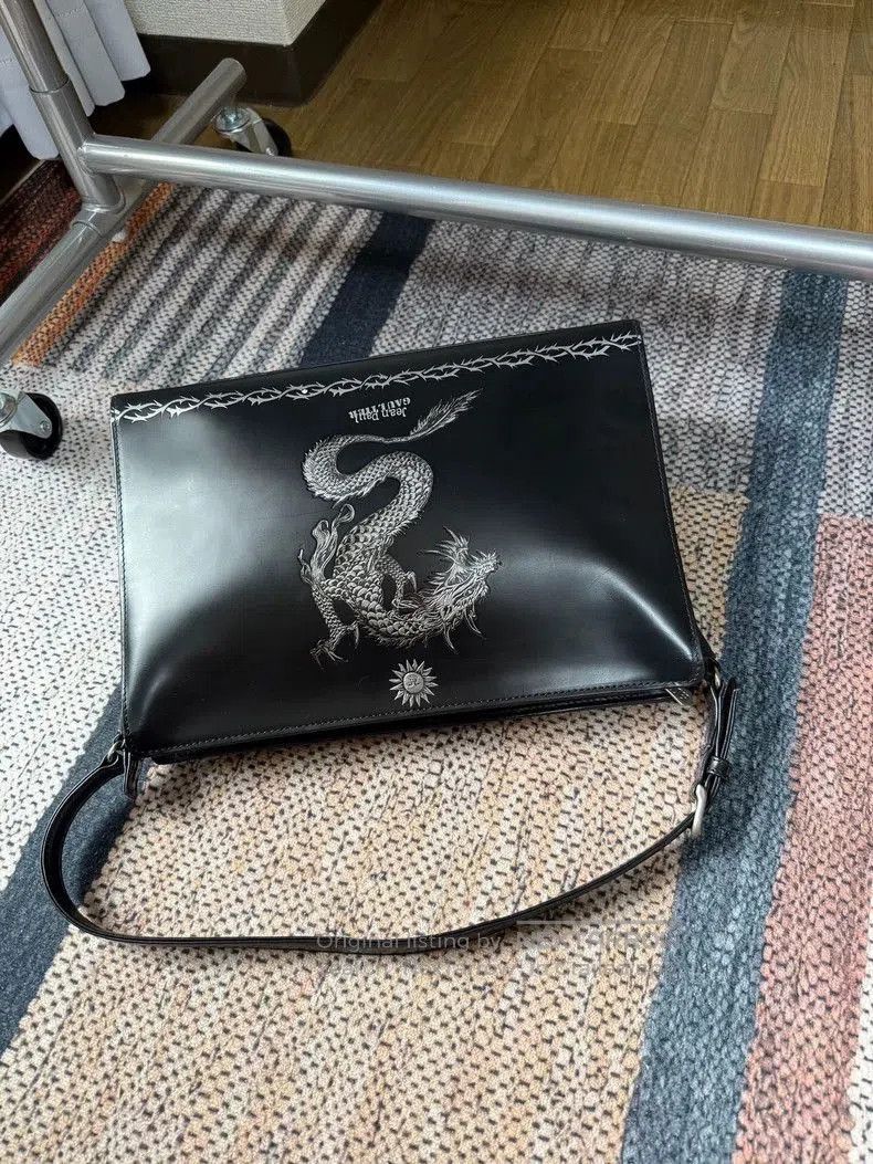 Jean Paul Gaultier Jean Paul GAULTIER Dragon Embroidered Shoulder Bag. Size ONE SIZE - 5 Thumbnail