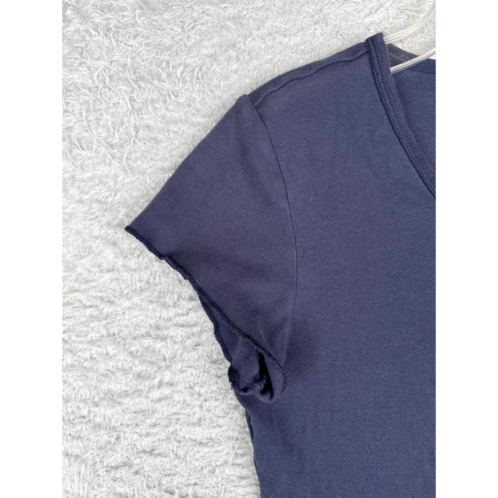 Tommy Hilfiger VINTAGE Tommy Hilfiger Shirt Women L Blue V-Neck Short Sleeve 100% Cotton USA Flag Pink Logo All Seasons Mens Women Girls Amd? Size L / US 10 / IT 46 - 3 Thumbnail