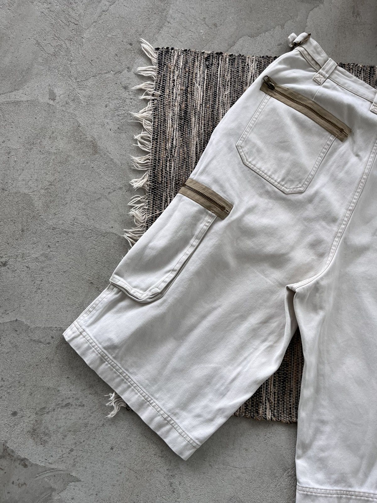 Dickies Vintage Dickies Beige Cargo Shorts Long Multi-Pocket Y2K 34 Size US 34 / EU 50 - 8 Thumbnail