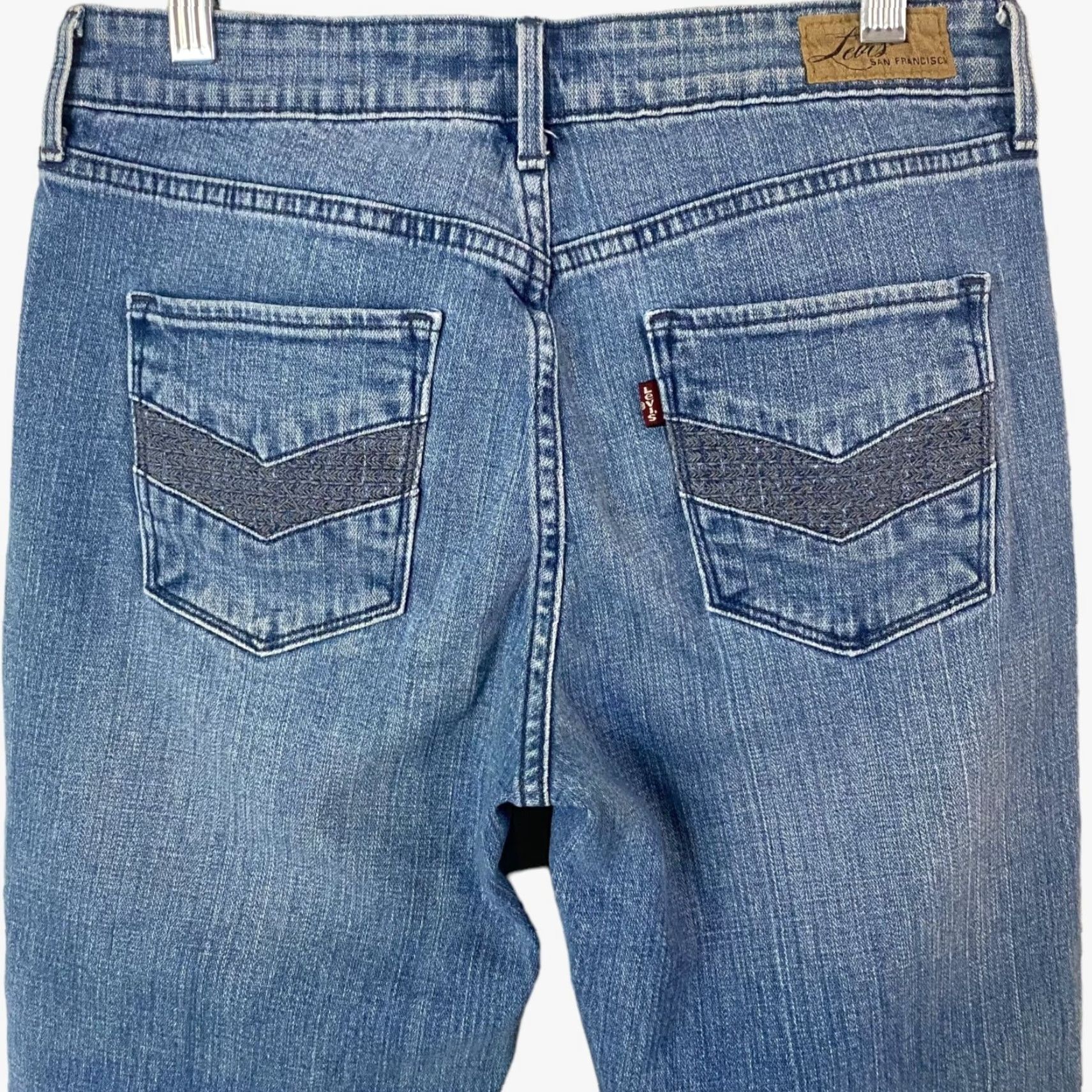 Levi's VINTAGE Levi's Demi Curve Capri Jeans Blue 28 Women's Denim 5-Pocket Stretch Mid Rise Size 28" / US 6 / IT 42 - 6 Thumbnail