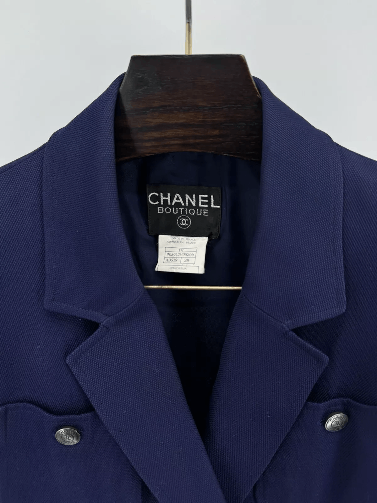 Chanel Chanel Suit Two Piece Vintage Cruise 1997 Karl Largerfeld Size M / US 6-8 / IT 42-44 - 5 Thumbnail