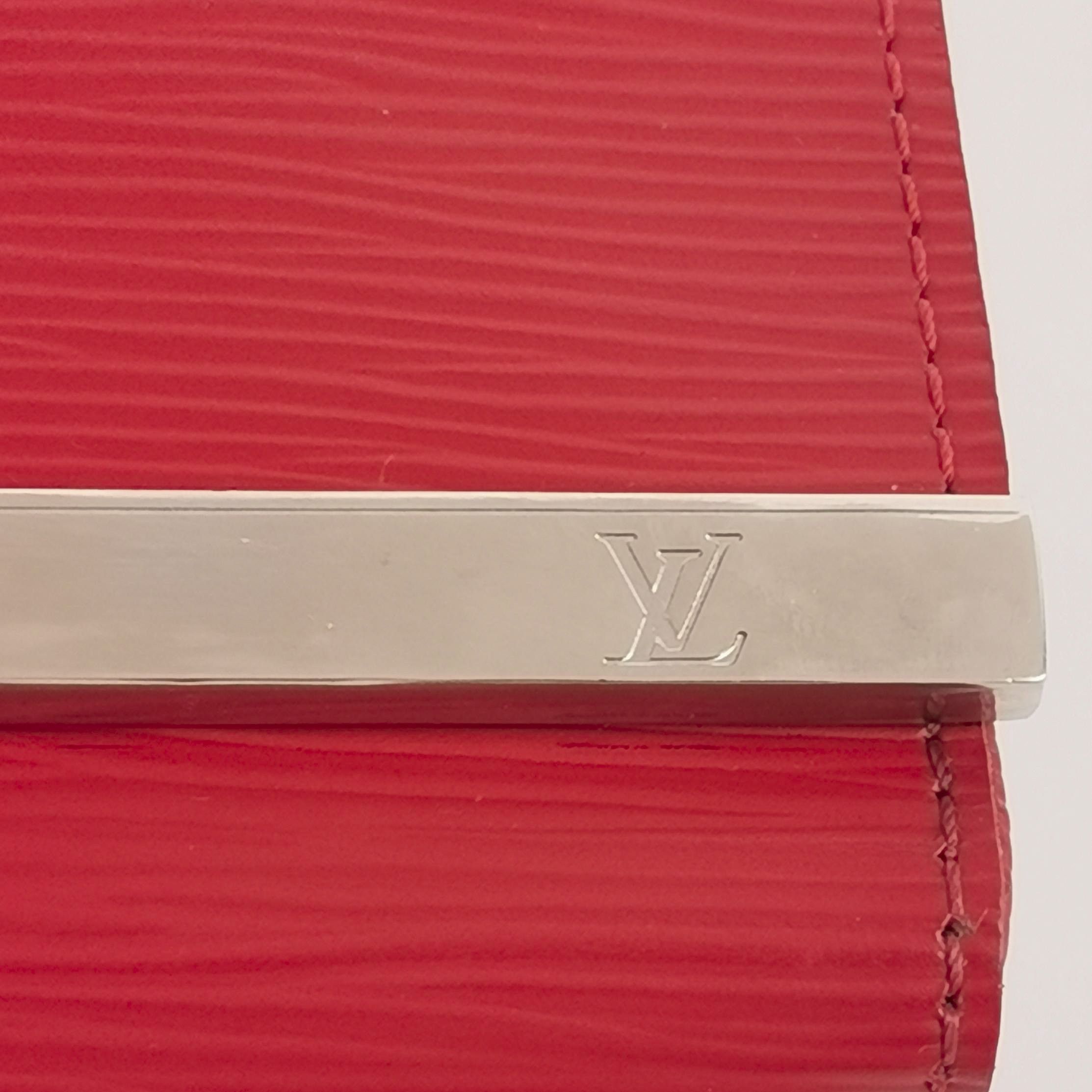 Louis Vuitton Louis Vuitton (LV) Cowhide solid color water ripple shoulde Size ONE SIZE - 5 Thumbnail