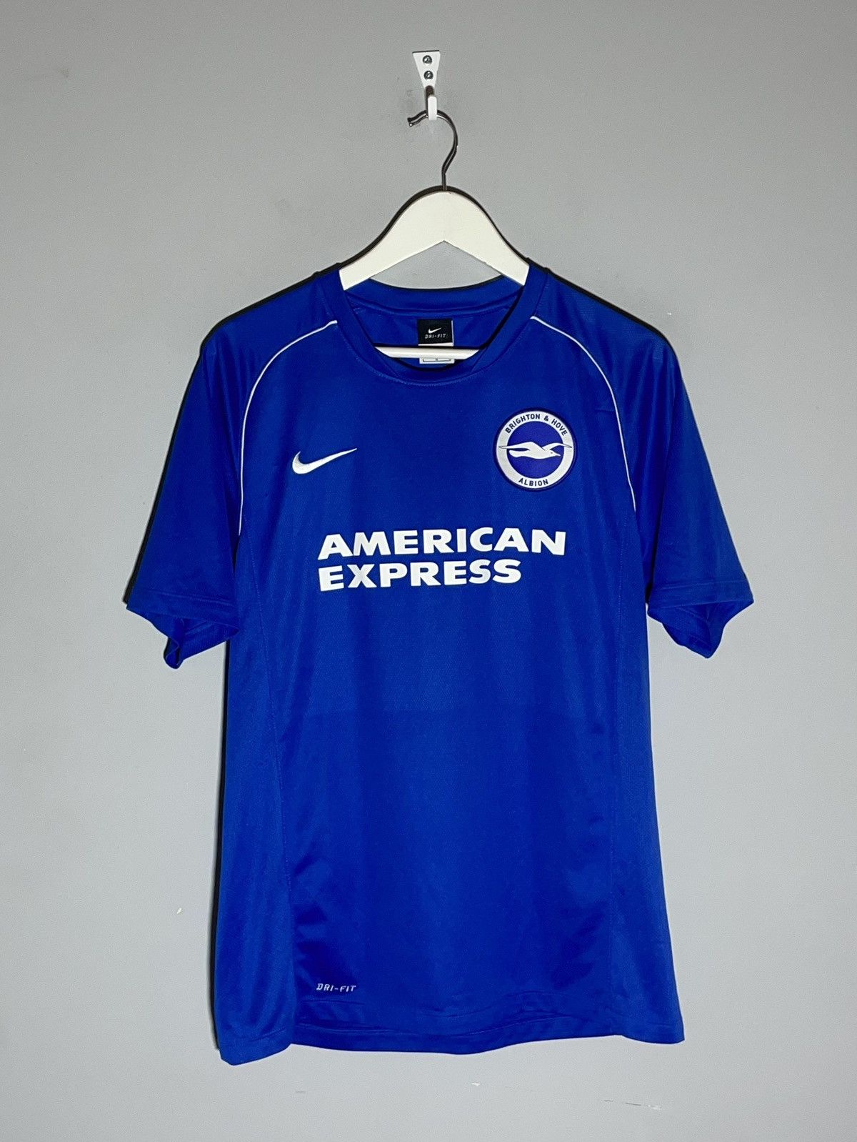 Nike Brighton Hove Albion Nike Training Football Soccer Jersey Size US L / EU 52-54 / 3 - 1 Thumbnail