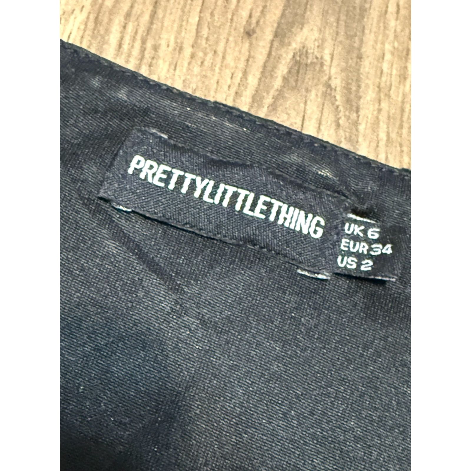 PrettyLittleThing PrettyLittleThing Dress Women's Size 2 Black Long Sleeve V-Neck Ruffle Hem Short Dress Casual Party/Cocktail Size XS / US 0-2 / IT 36-38 - 5 Thumbnail
