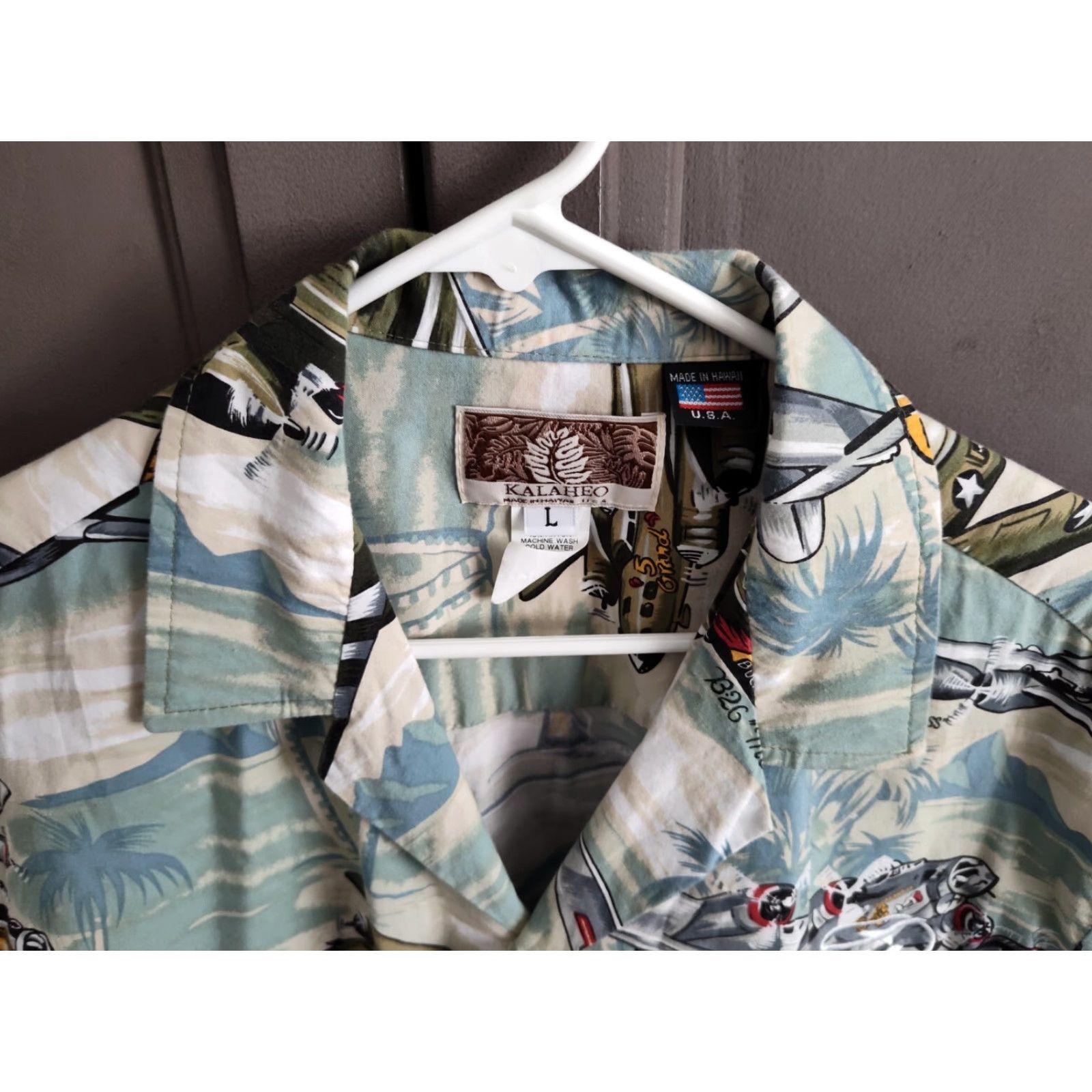Vintage VINTAGE Kalaheo Men's L Hawaiian WWII Bomber Airplane Print Short Sleeve Button-Up Shirt Made in USA Size US L / EU 52-54 / 3 - 7 Thumbnail