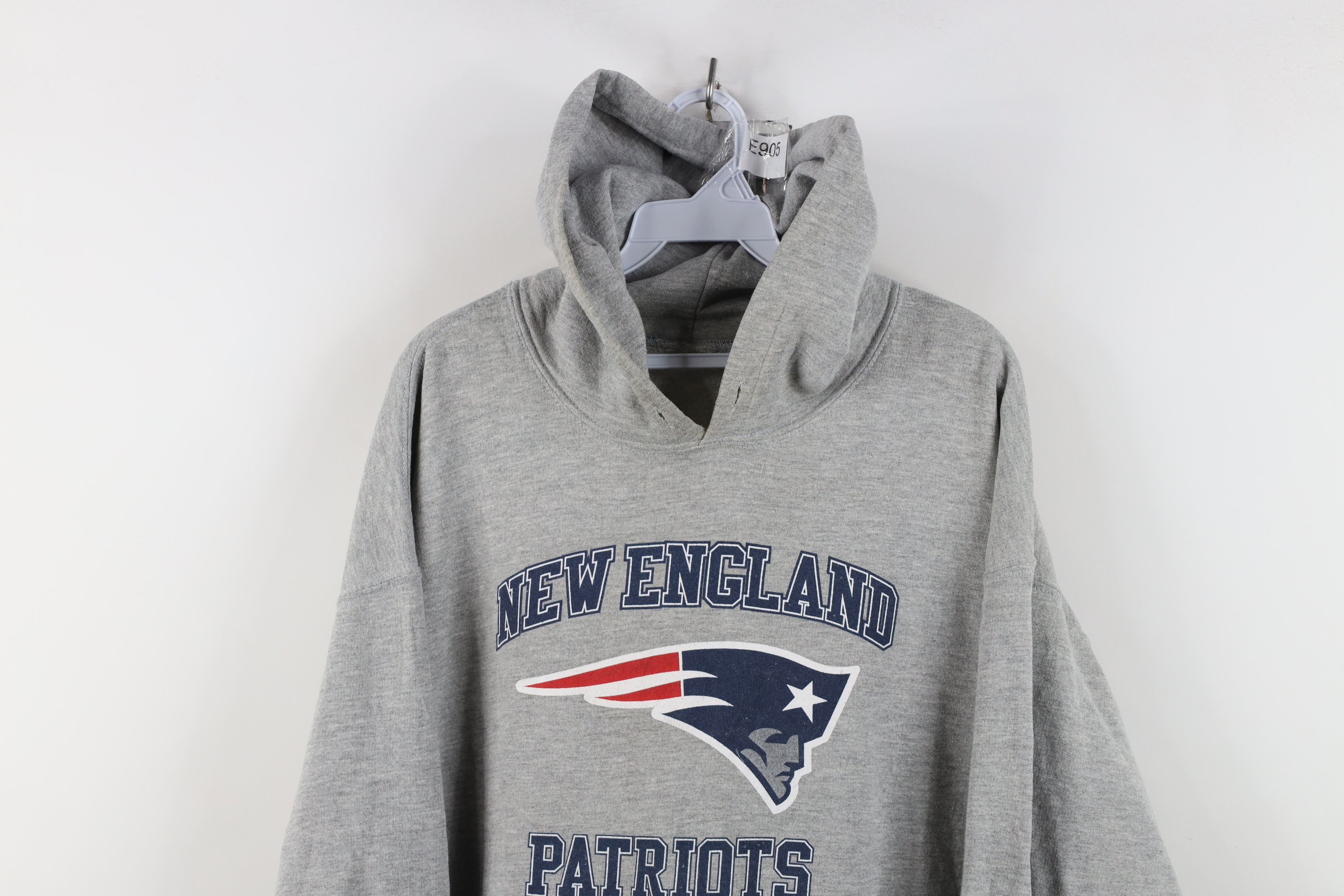 Reebok Vintage Reebok Spell New England Patriots Football Hoodie Size US XL / EU 56 / 4 - 2 Thumbnail