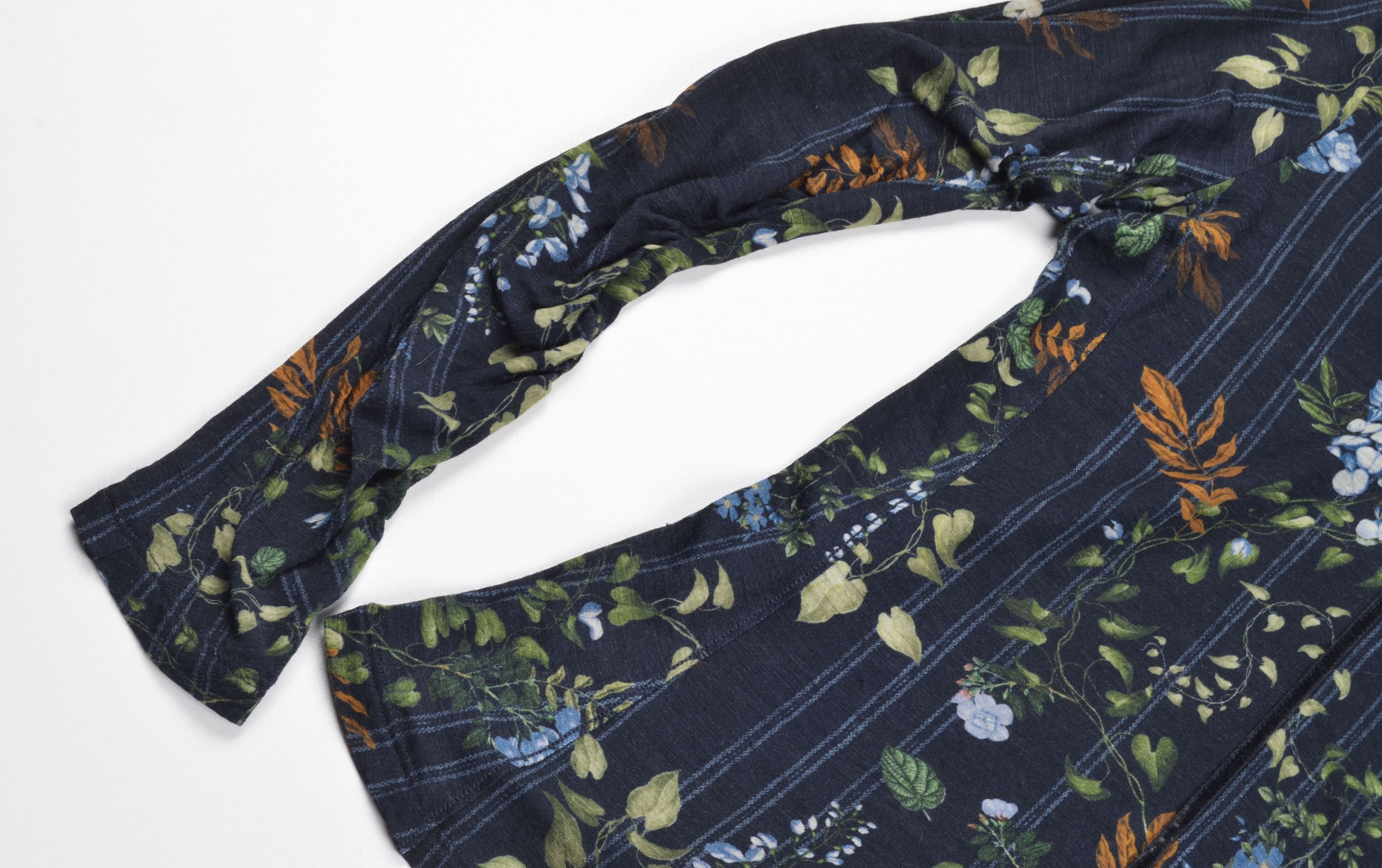 Other High Use Claire Campbell Floral Mesh Turtleneck Top Size M / US 6-8 / IT 42-44 - 6 Thumbnail