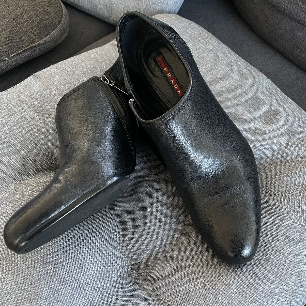 Prada × Vintage Vintage Avantgarde Prada Logo Heels Size 39 Size US 8 / IT 38 - 1 Thumbnail