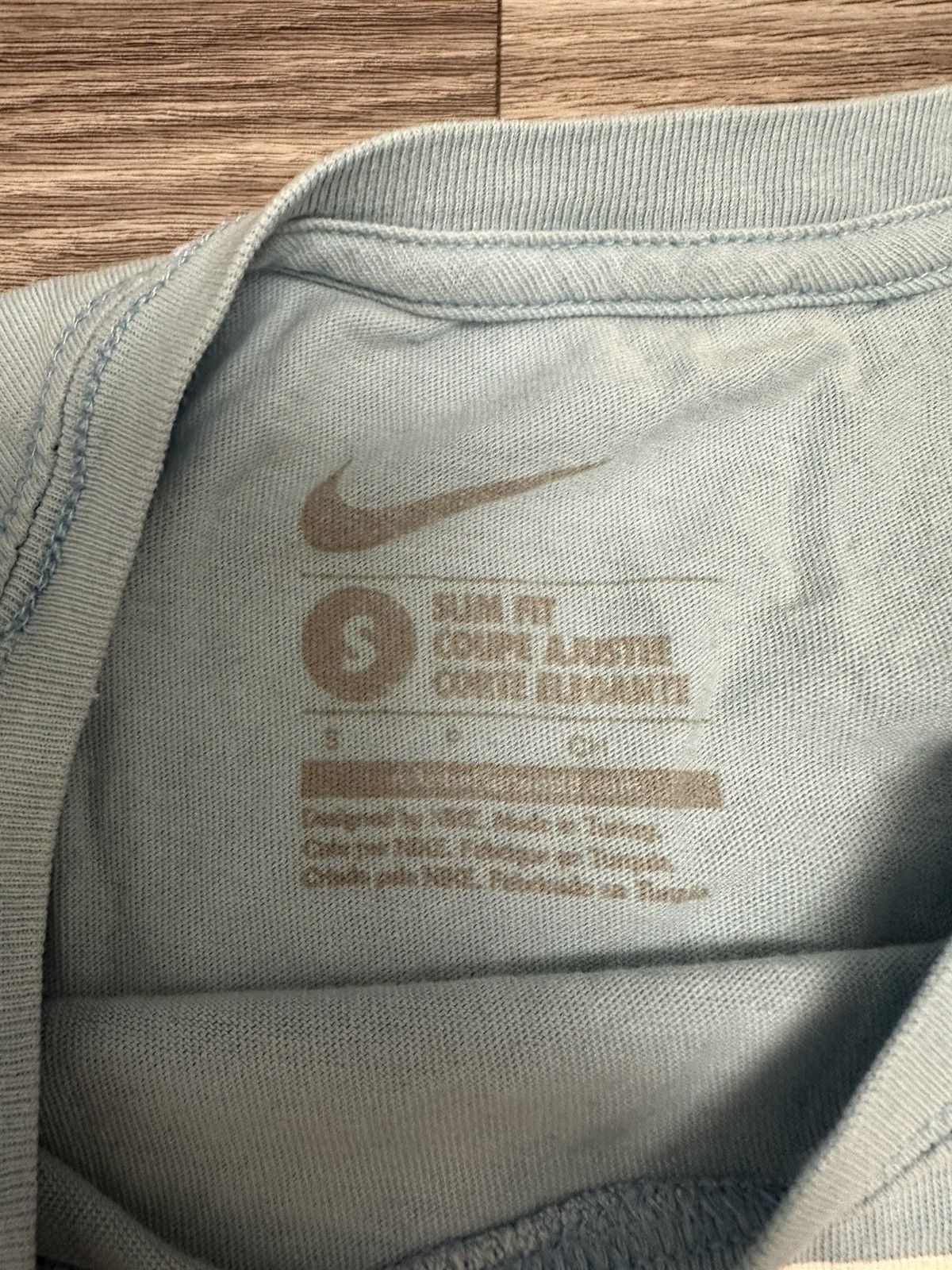 Nike Nike Vintage Manchester City 2000s T shirt big swoosh hype Size US S / EU 44-46 / 1 - 4 Thumbnail