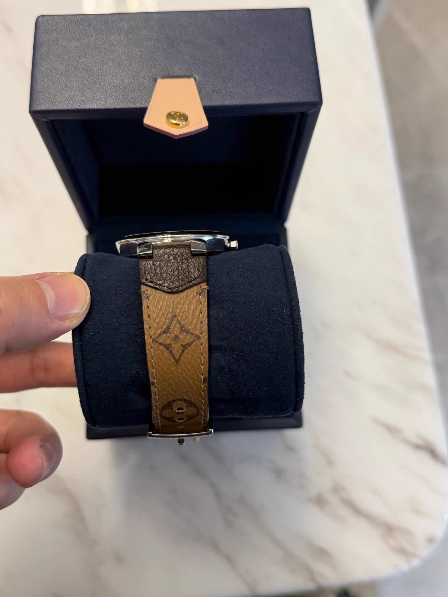 Louis Vuitton Louis Vuitton Monogram Watch Strap Almost New Unworn Size ONE SIZE - 2 Thumbnail