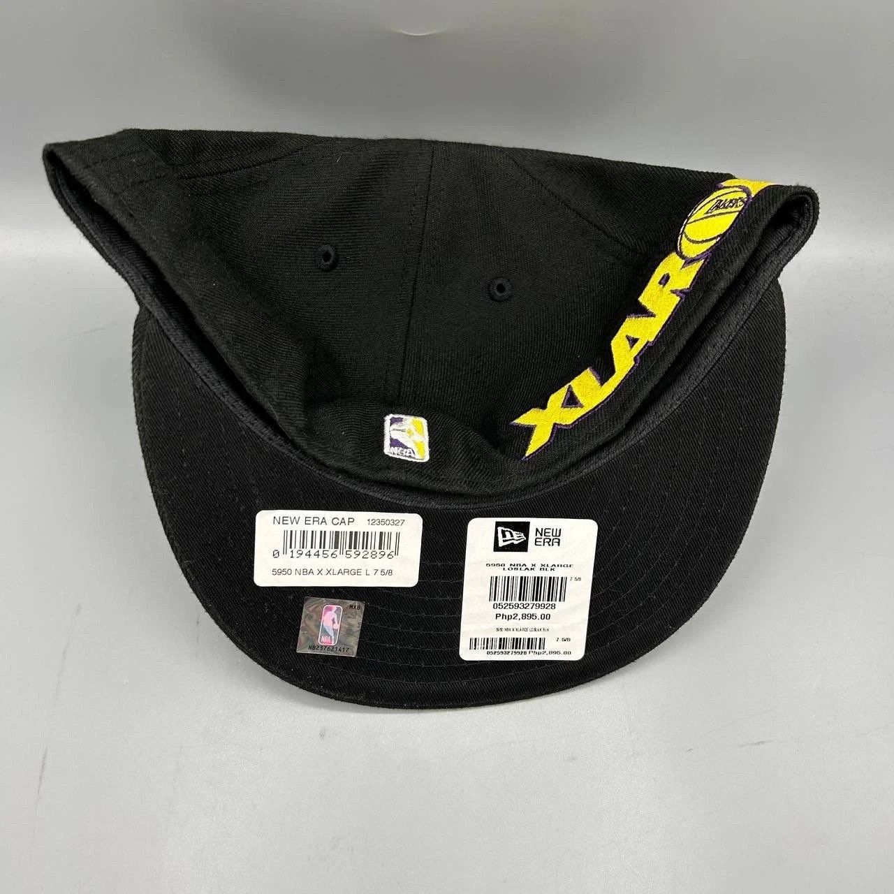New Era Los Angeles LA Lakers NBA x Xlarge Hat Men 7 5/8 Fitted Cap Size ONE SIZE - 4 Thumbnail