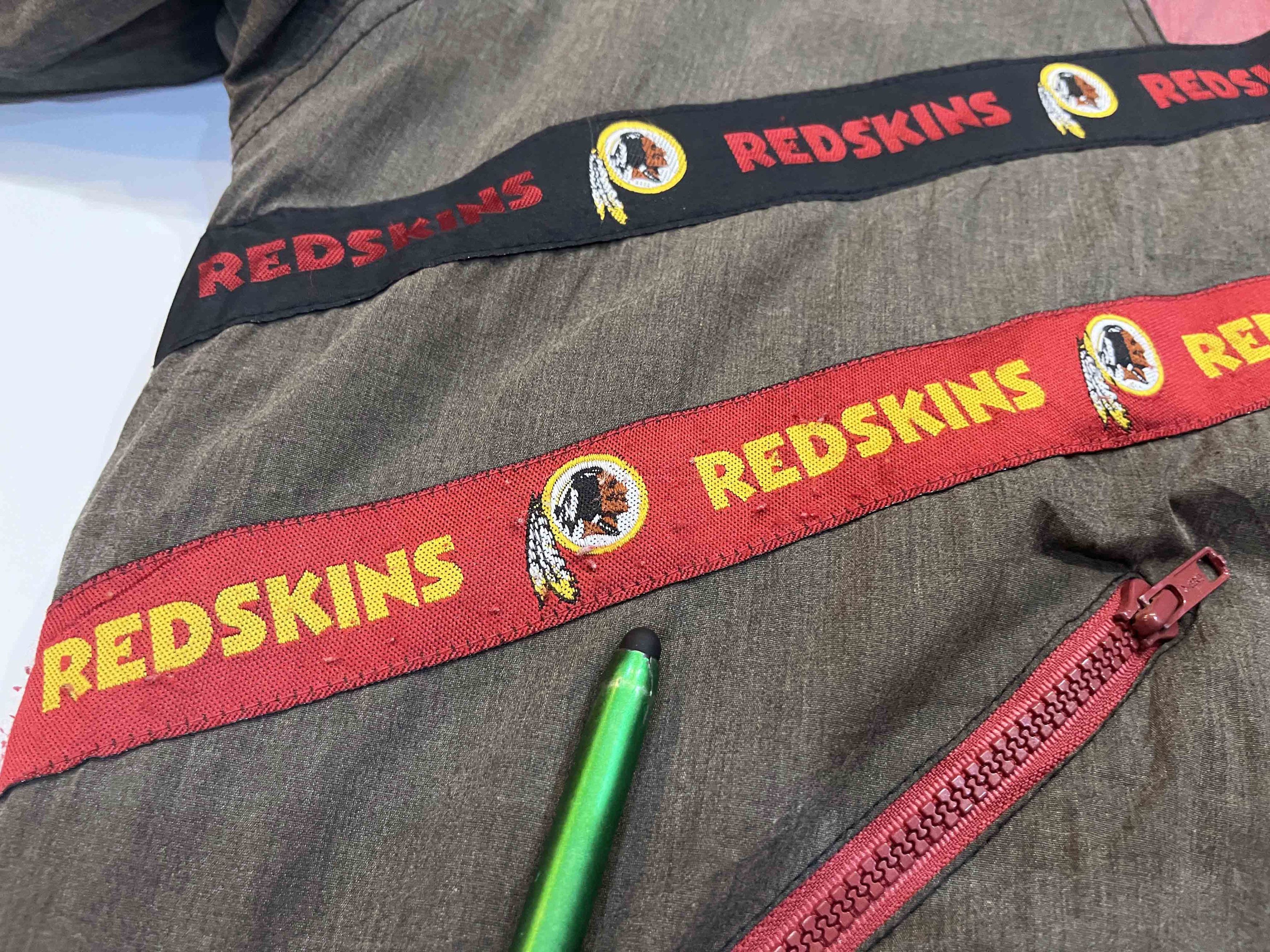 NFL × Pro Player × Vintage Vintage Pro Player NFL Washington Redskins Full Zip Jacket Size US L / EU 52-54 / 3 - 13 Thumbnail