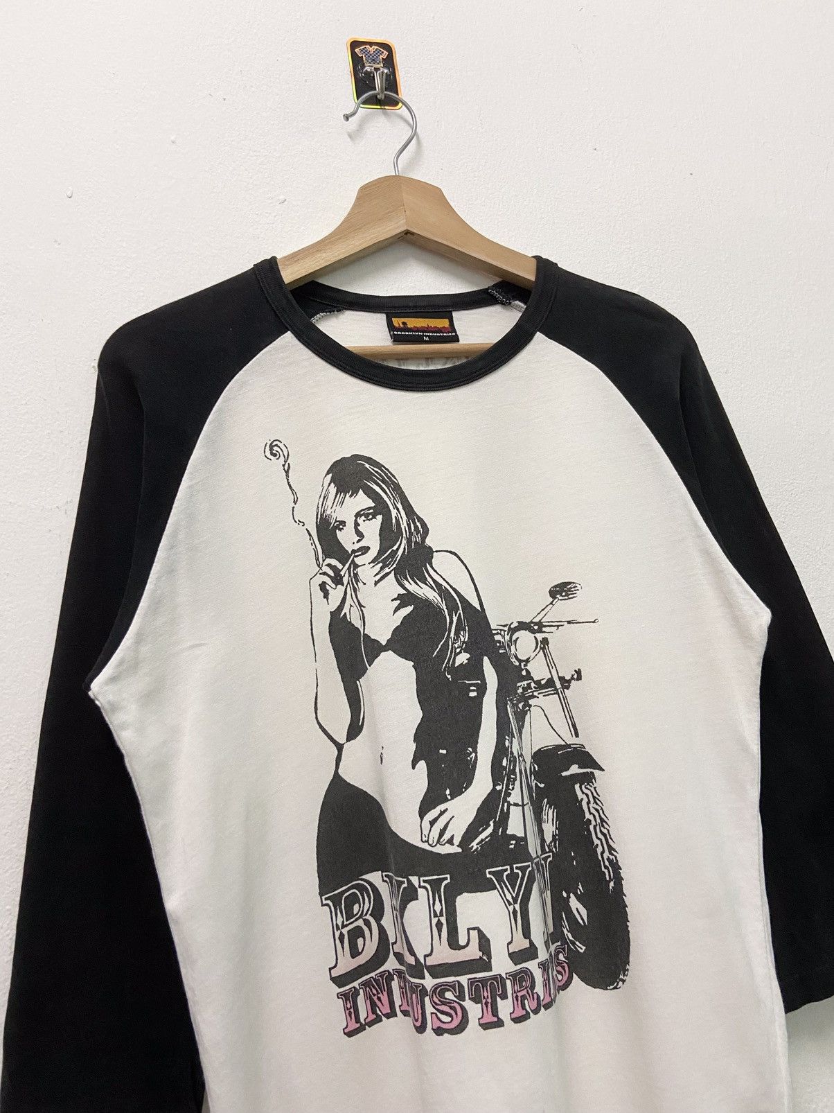 Brooklyn Industries 2000's Brooklyn Industries / Hysteric Glamour L/S T-Shirt Size US M / EU 48-50 / 2 - 3 Thumbnail