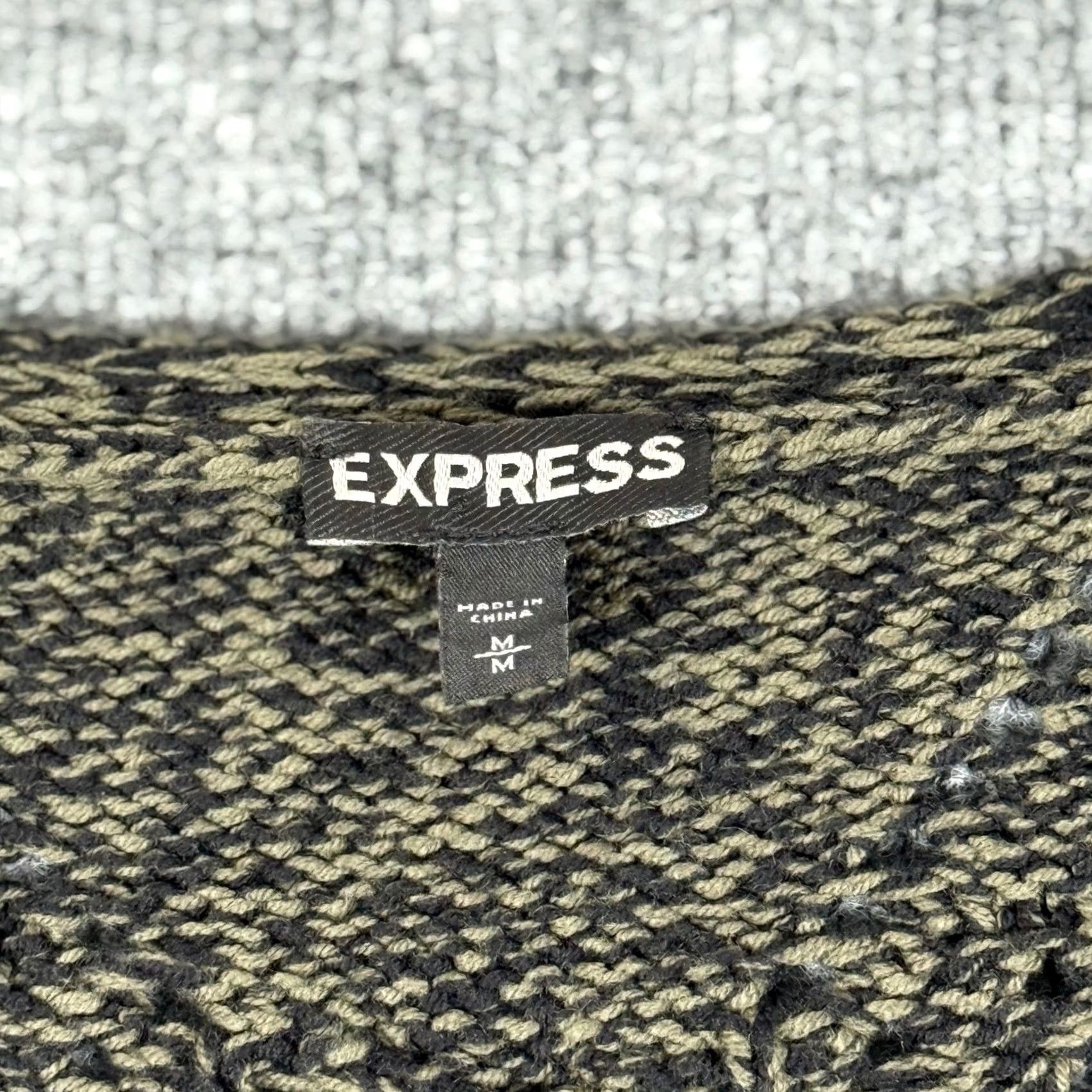 Express VINTAGE Express Cable Knit V-Neck Sweater Womens Green Black Marled Retro Pullover Fall Size M / US 6-8 / IT 42-44 - 2 Thumbnail