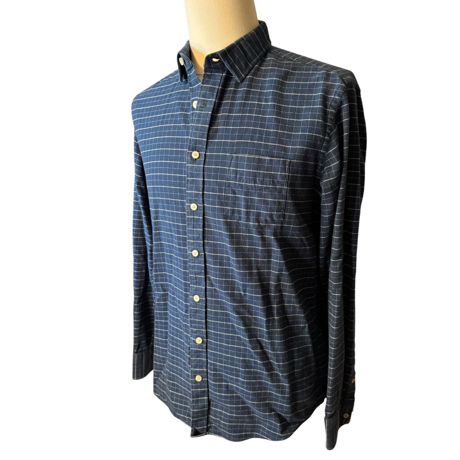 UNTUCKit Untuckit Flannel Shirt Men's Large TALL SLIM Navy Blue White Size US L / EU 52-54 / 3 - 2 Thumbnail