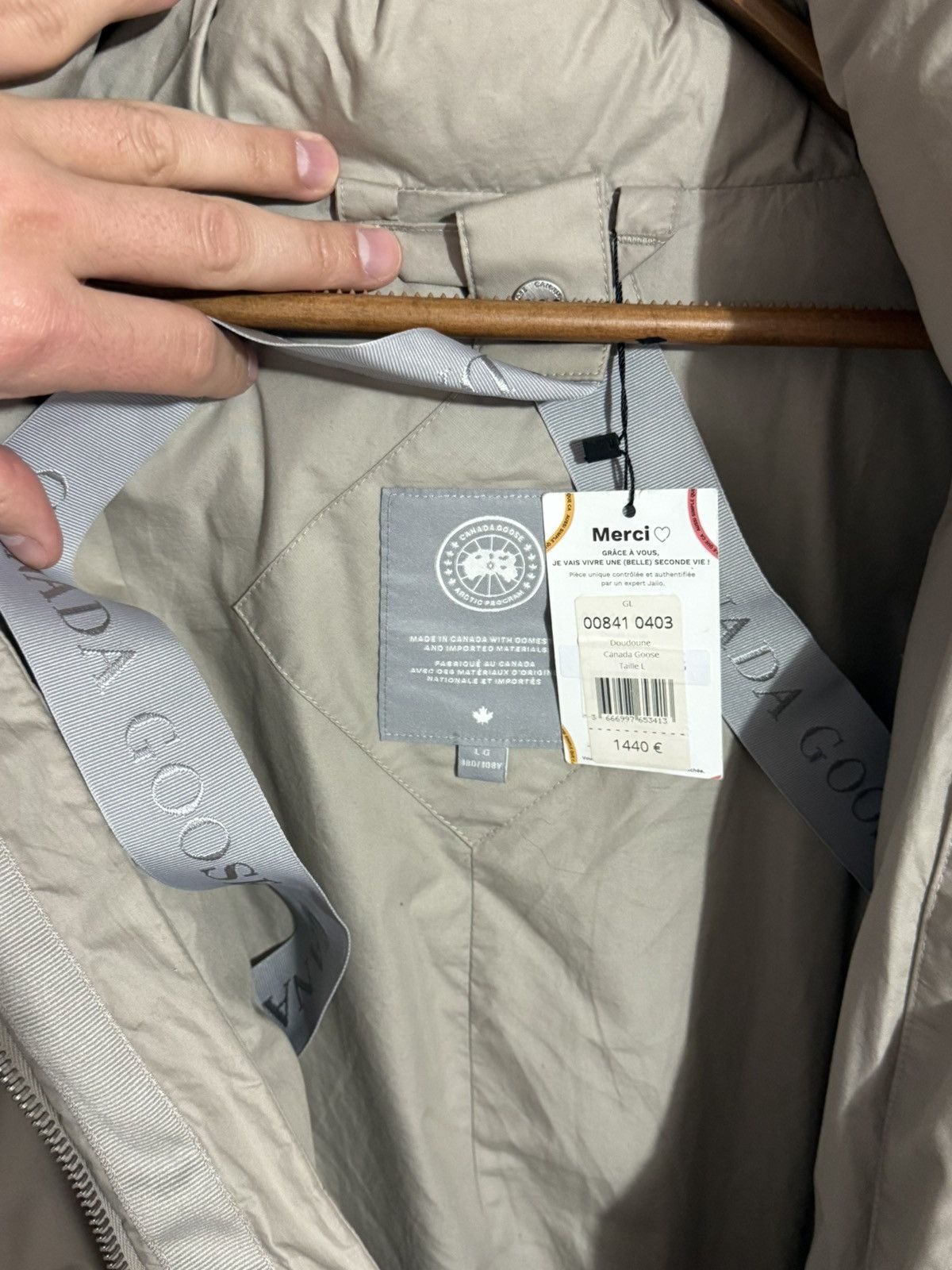 Canada Goose Stunning Canada goose umba puffer bomber jacket hood Size US L / EU 52-54 / 3 - 3 Thumbnail